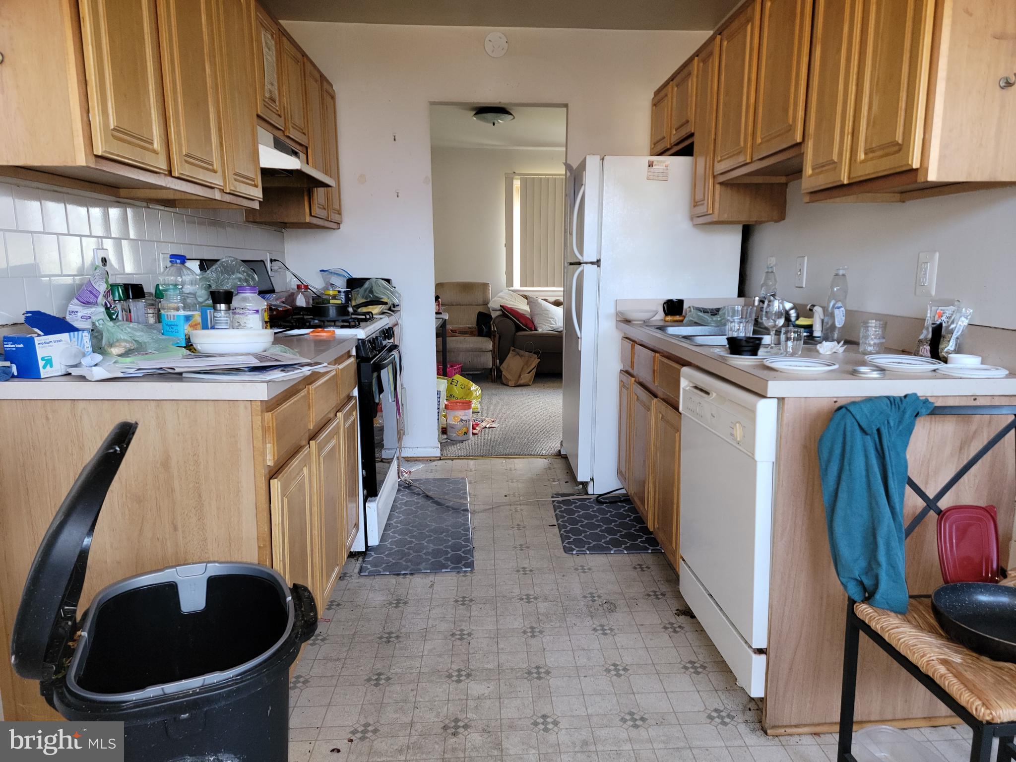 UNIVERSITY VIEW - Residential