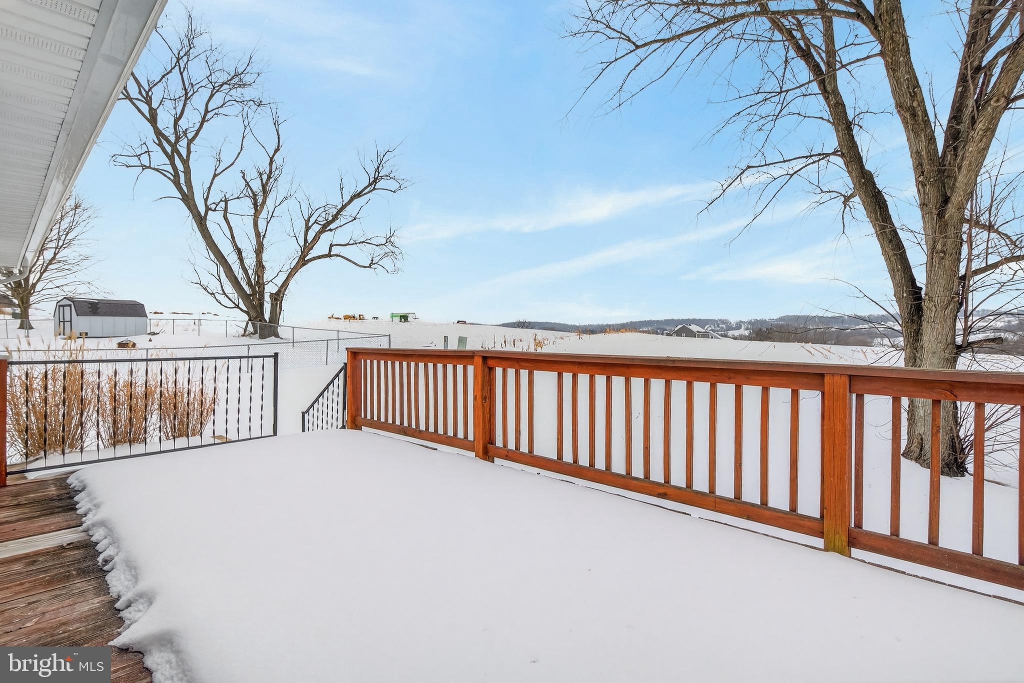 WINDSOR MANOR - Residential