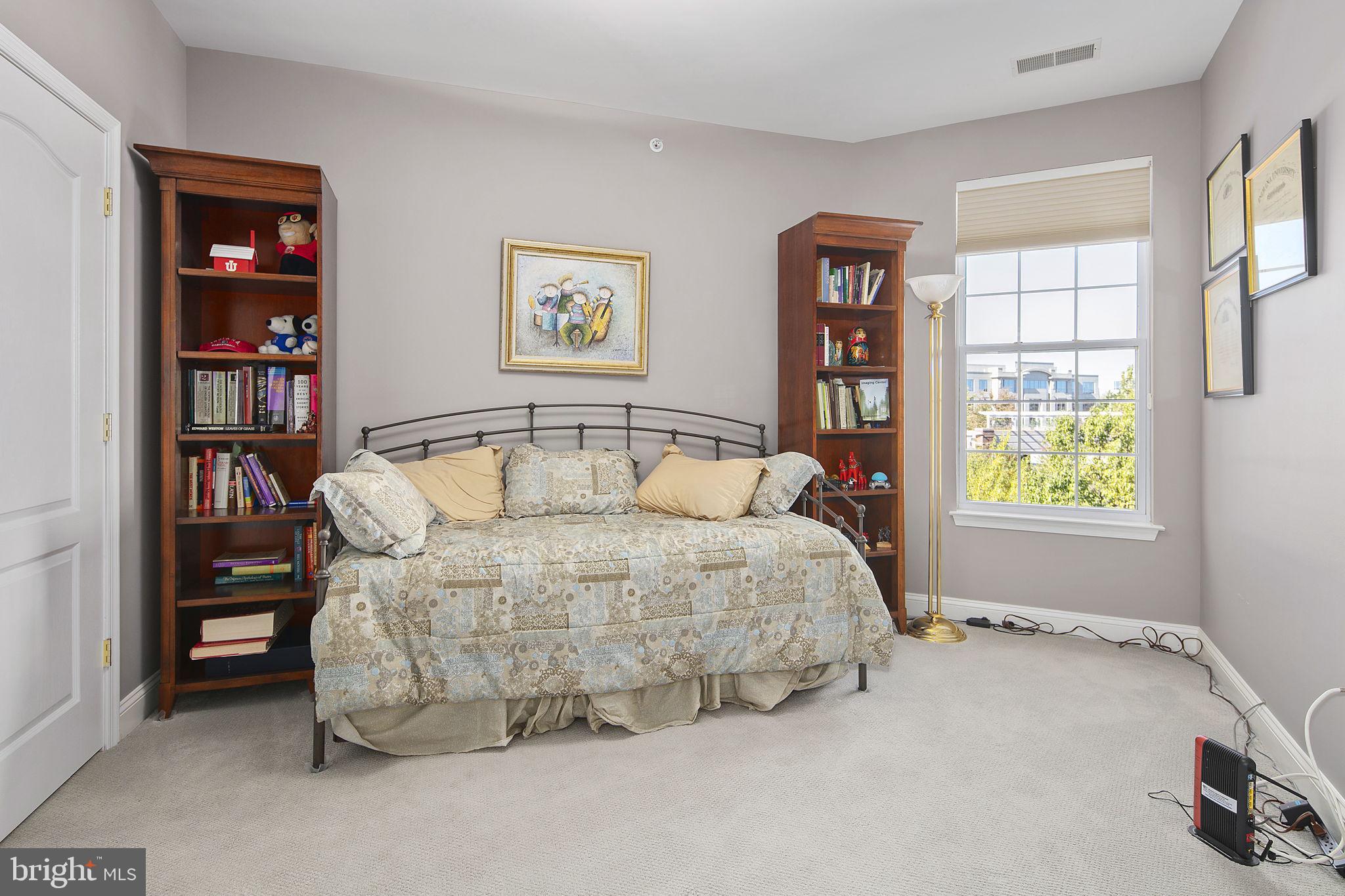 FALLSGROVE - Residential