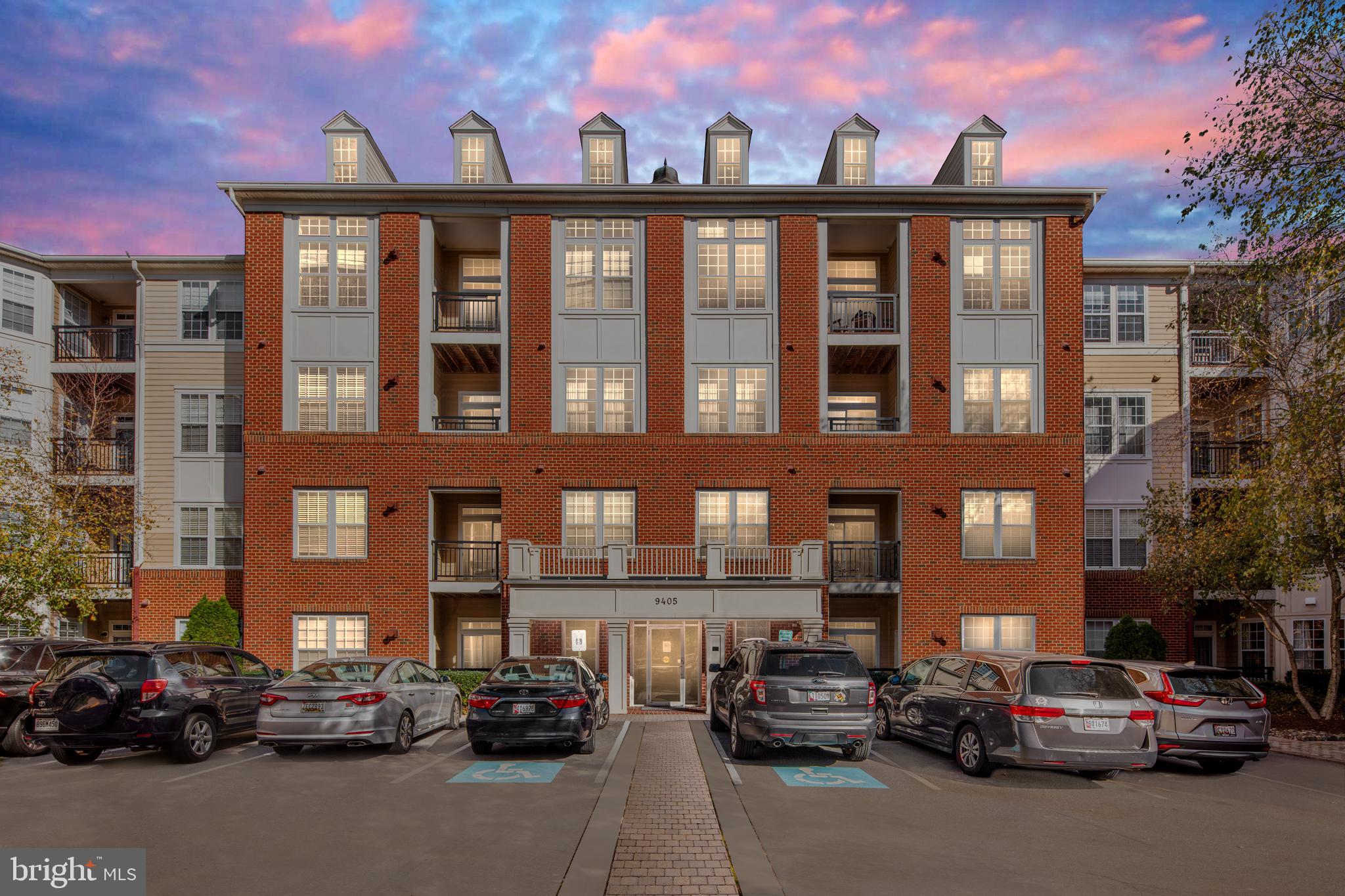 FALLSGROVE - Residential