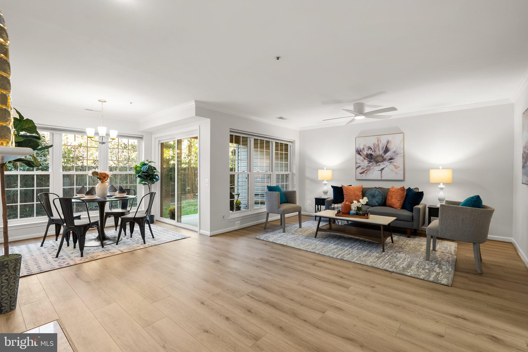 LEE LANDING COND - Residential