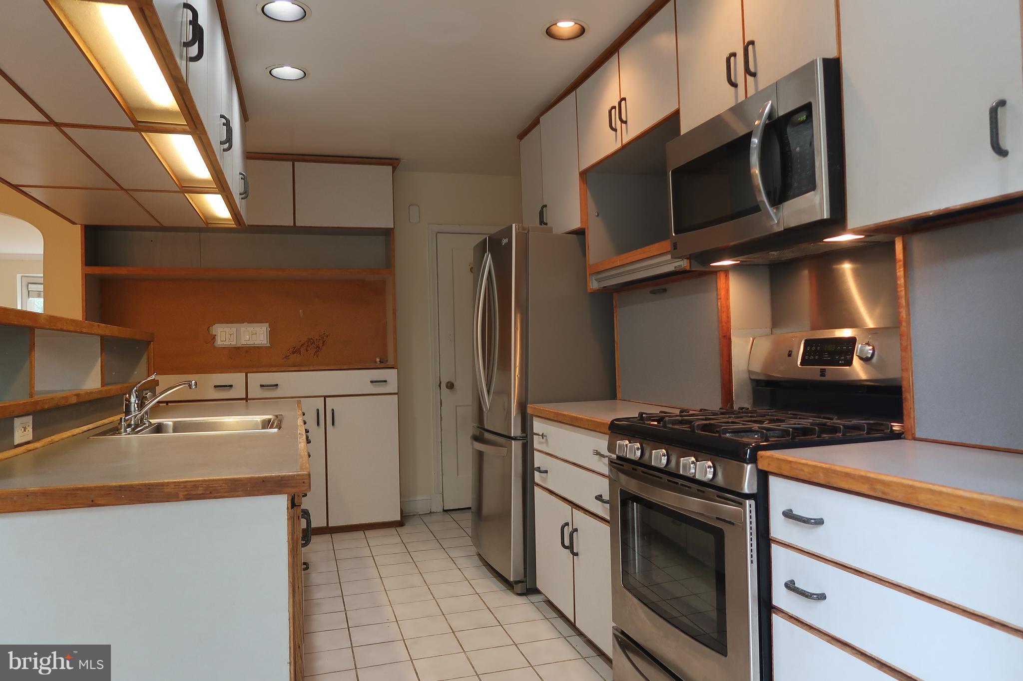 RODGERS FORGE - Residential Lease