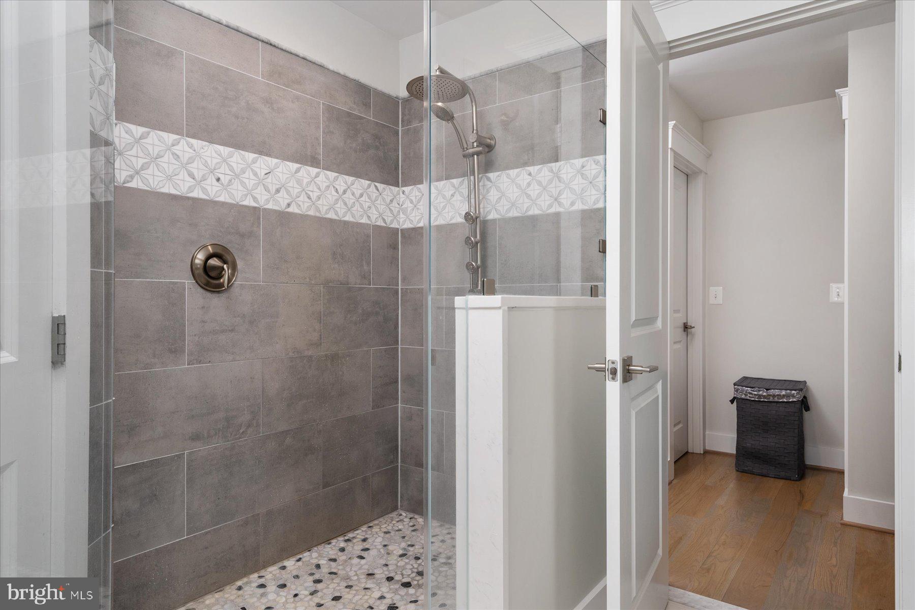 FOREST GLEN - Residential