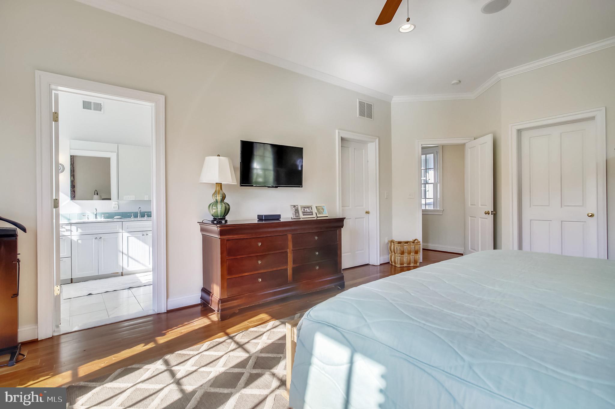 RUXTON - Residential