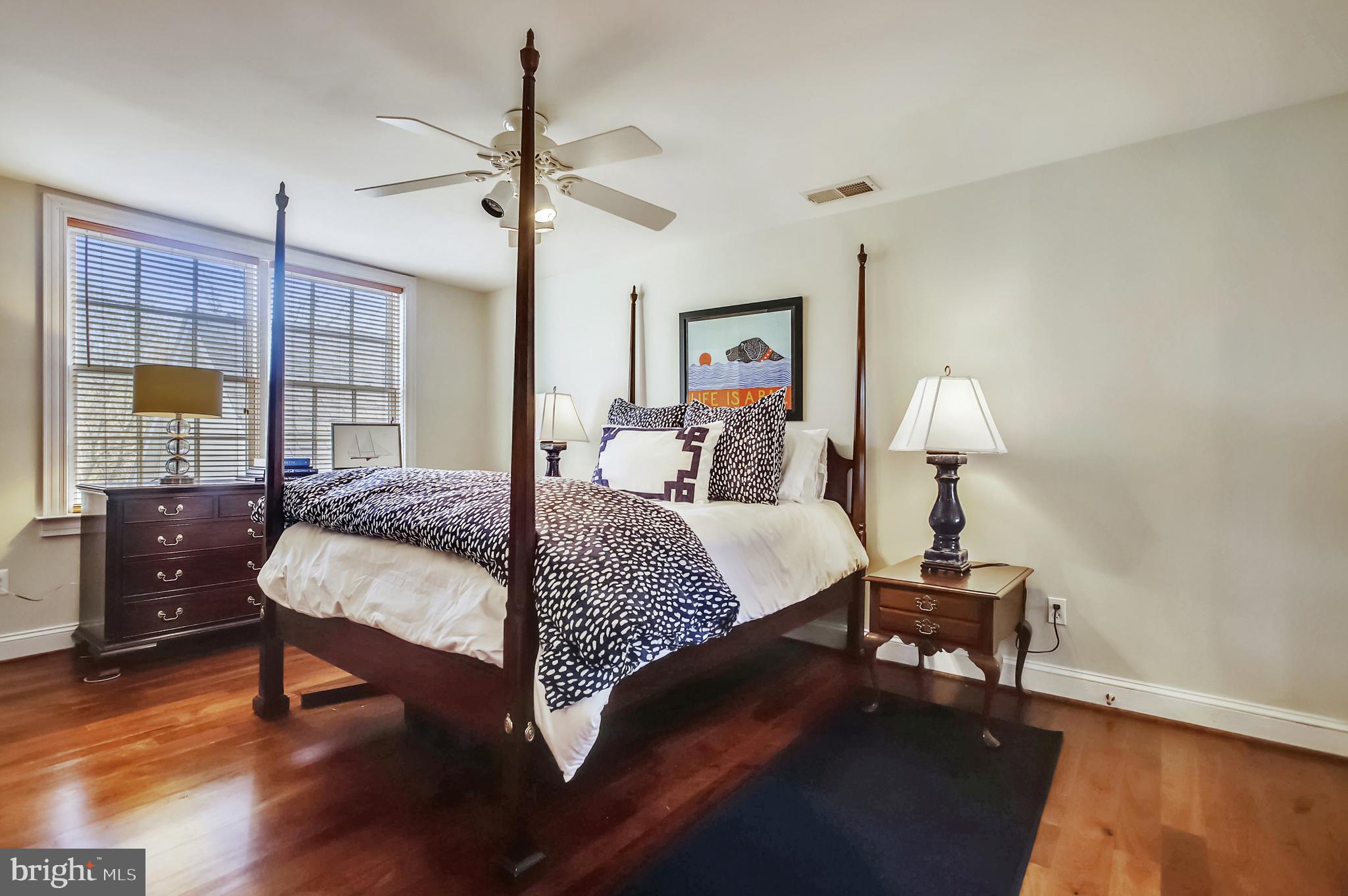 RUXTON - Residential