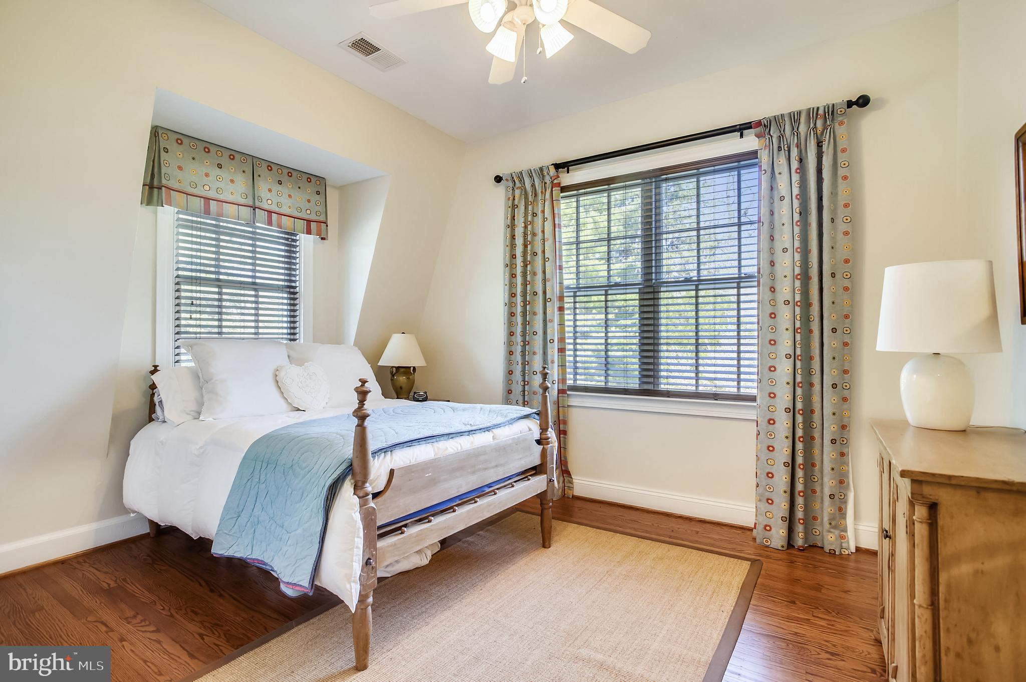 RUXTON - Residential