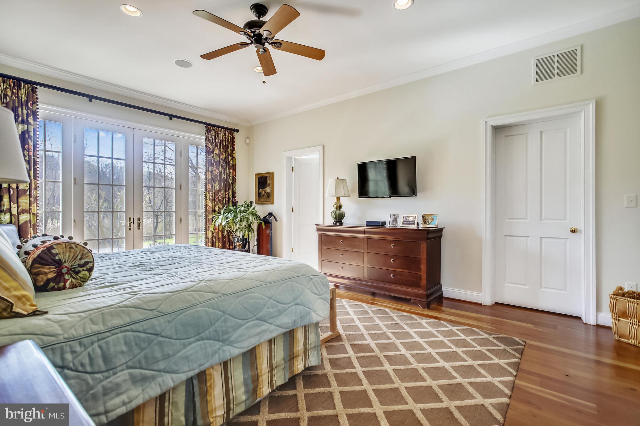 RUXTON - Residential