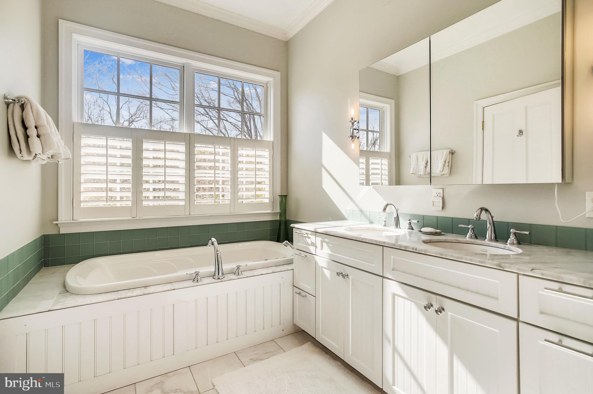 RUXTON - Residential