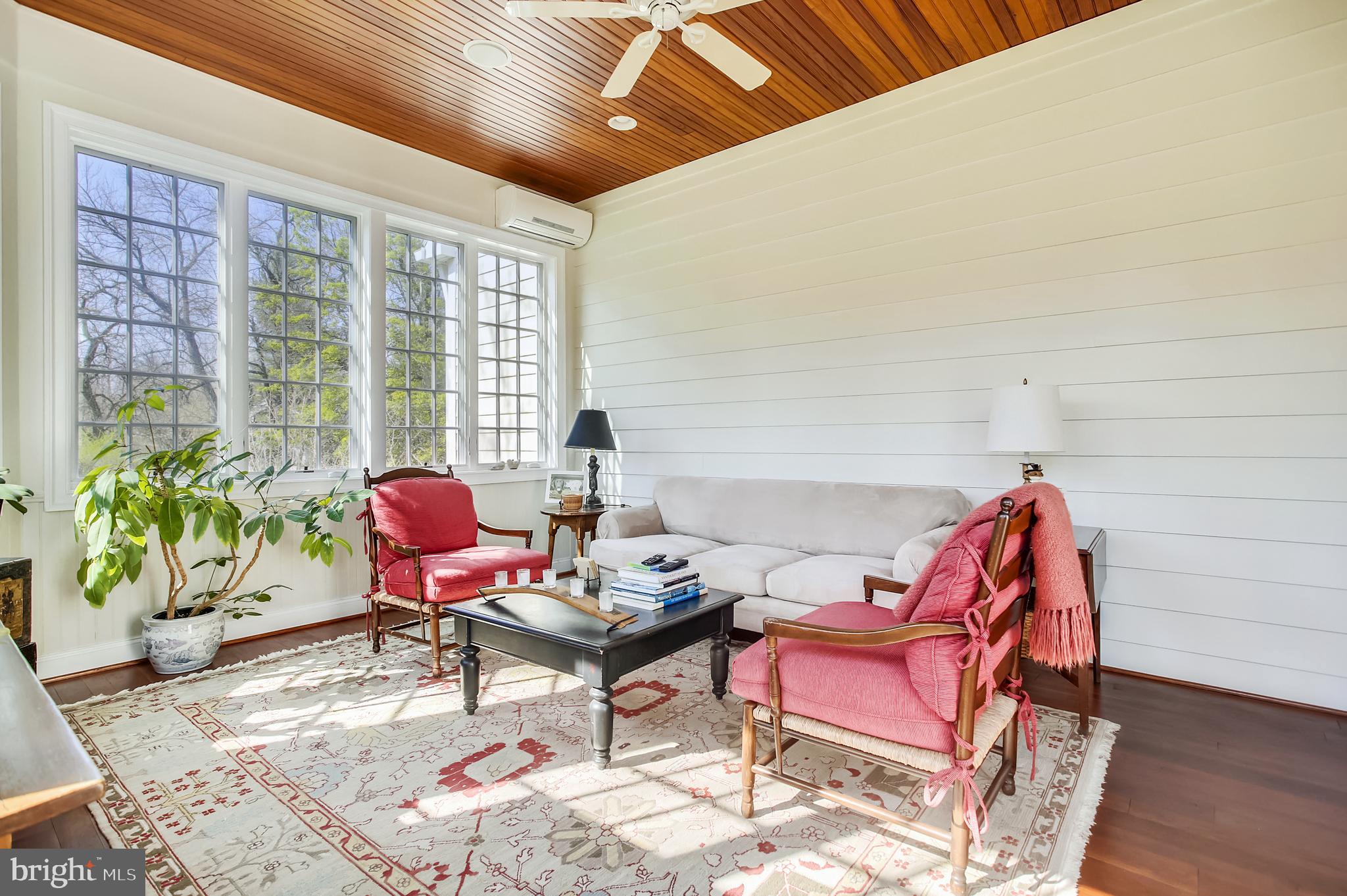 RUXTON - Residential