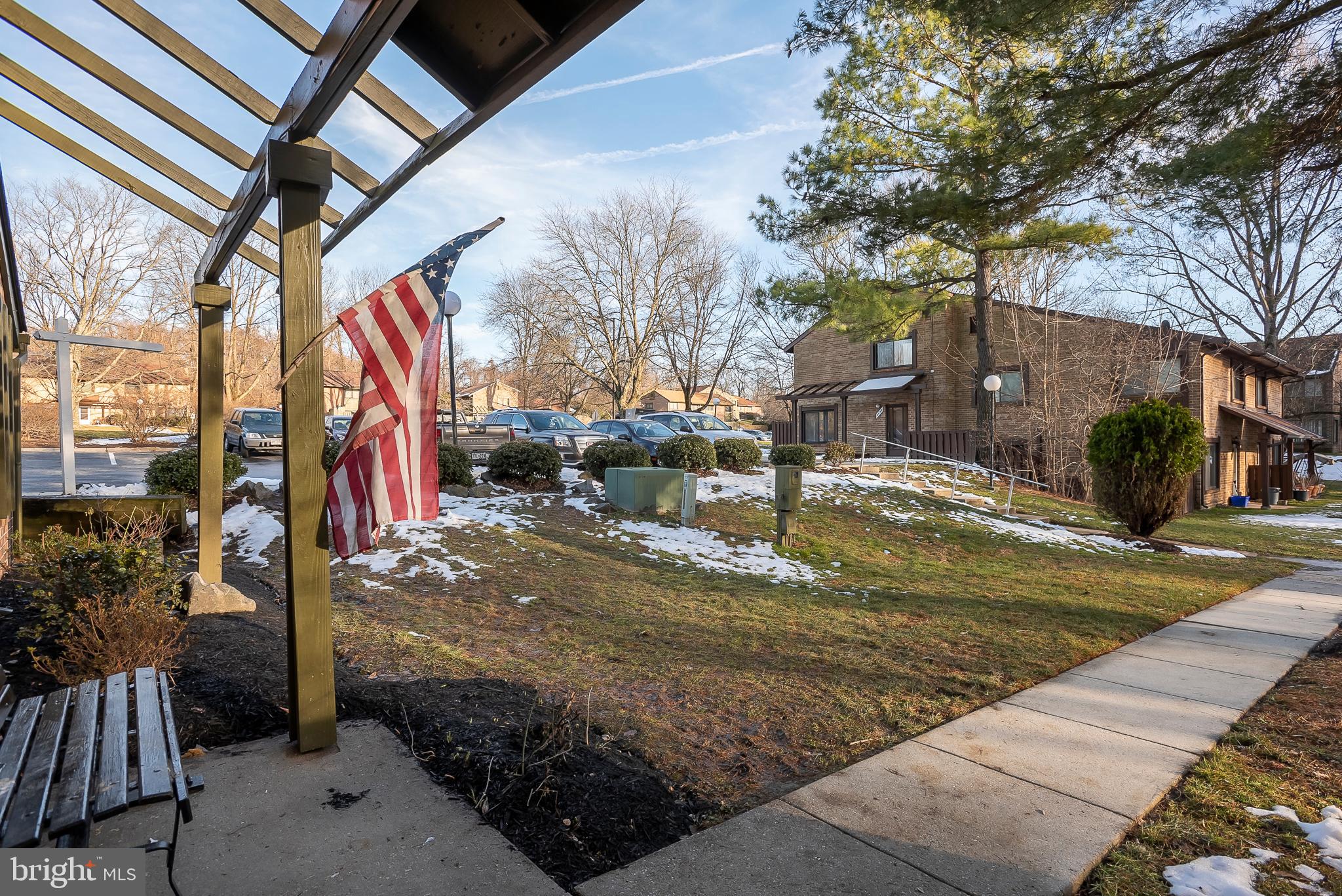 VILLAGE OF OAKLAND MILLS - Residential