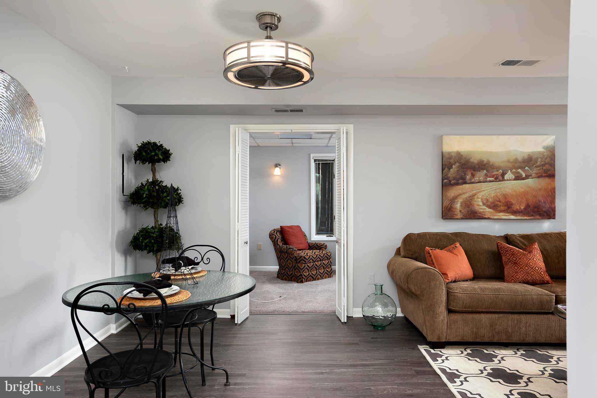 VILLAGE OF OAKLAND MILLS - Residential