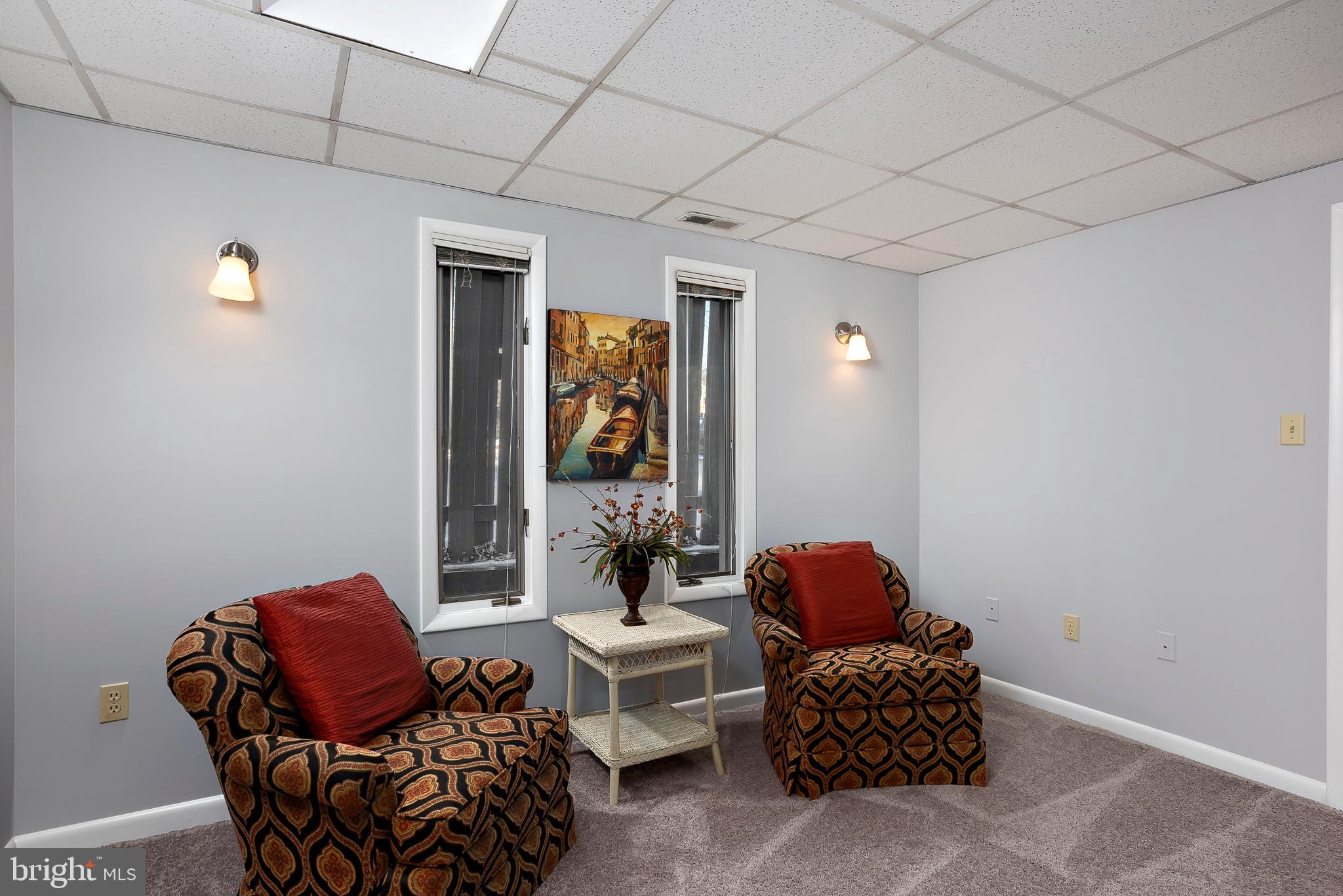 VILLAGE OF OAKLAND MILLS - Residential