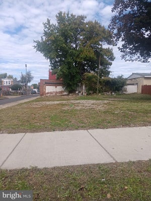 1327 LANSDOWNE AVE, CAMDEN, NJ 08104 - Image 417f37d6848ed4e5326c97a1cd0b6638/466744089
