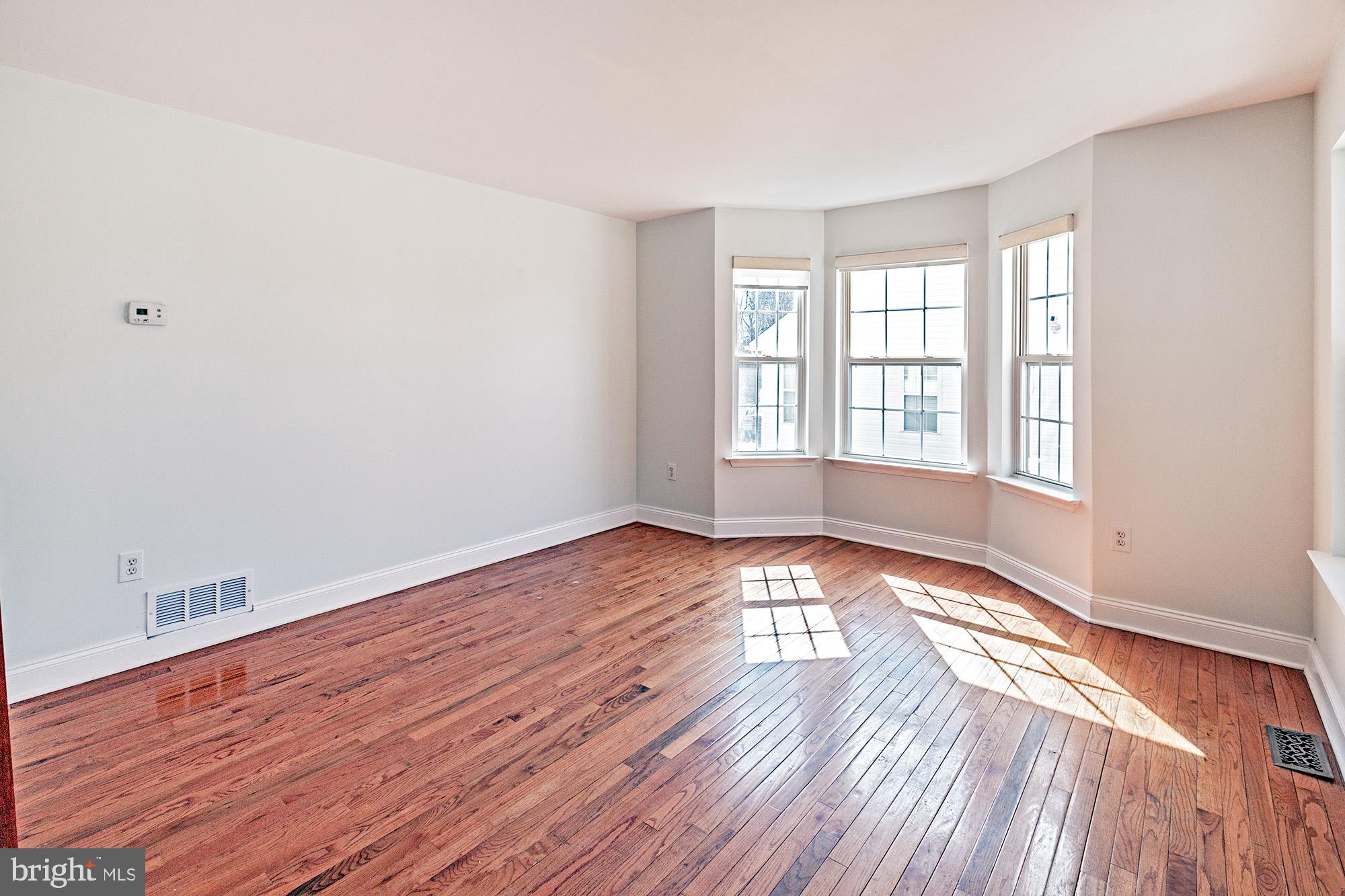 338 SCHAFER BOULEVARD