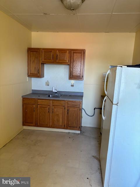 1007 MT LAUREL AVENUE 5