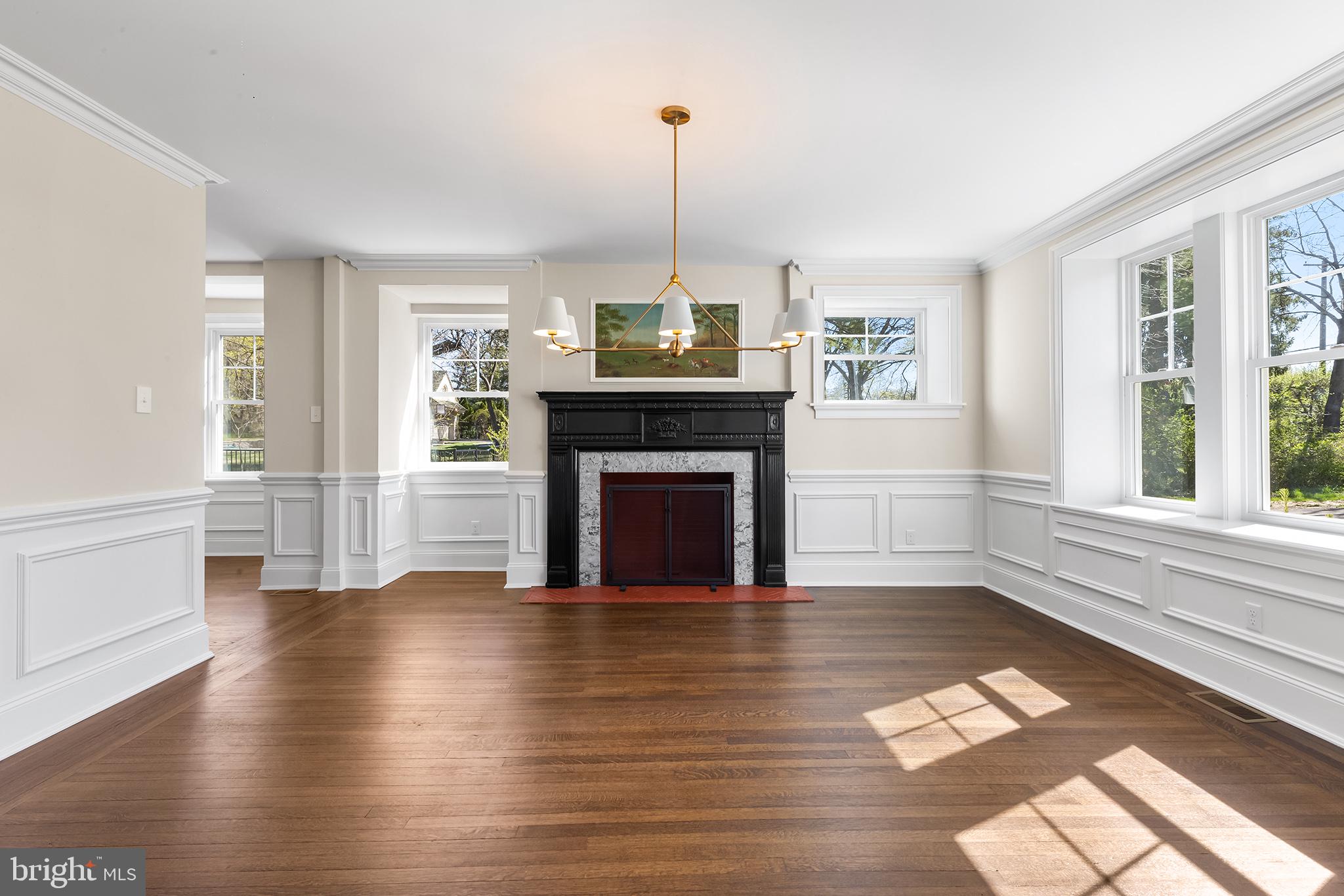 CURRAN TERRACE - Residential