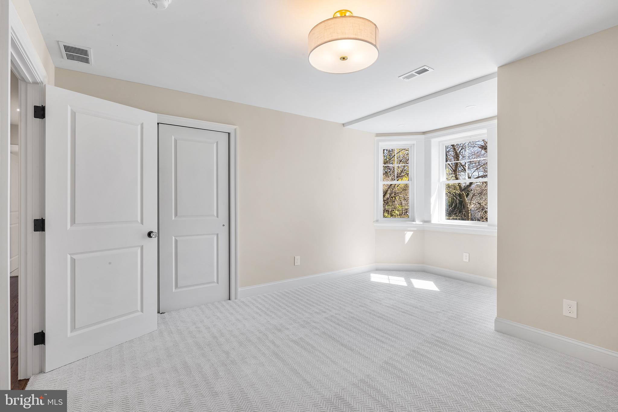 CURRAN TERRACE - Residential