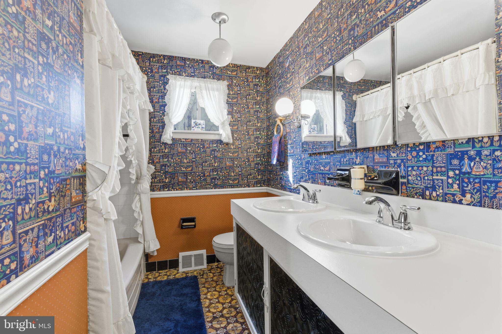 RIVER GLEN - Residential