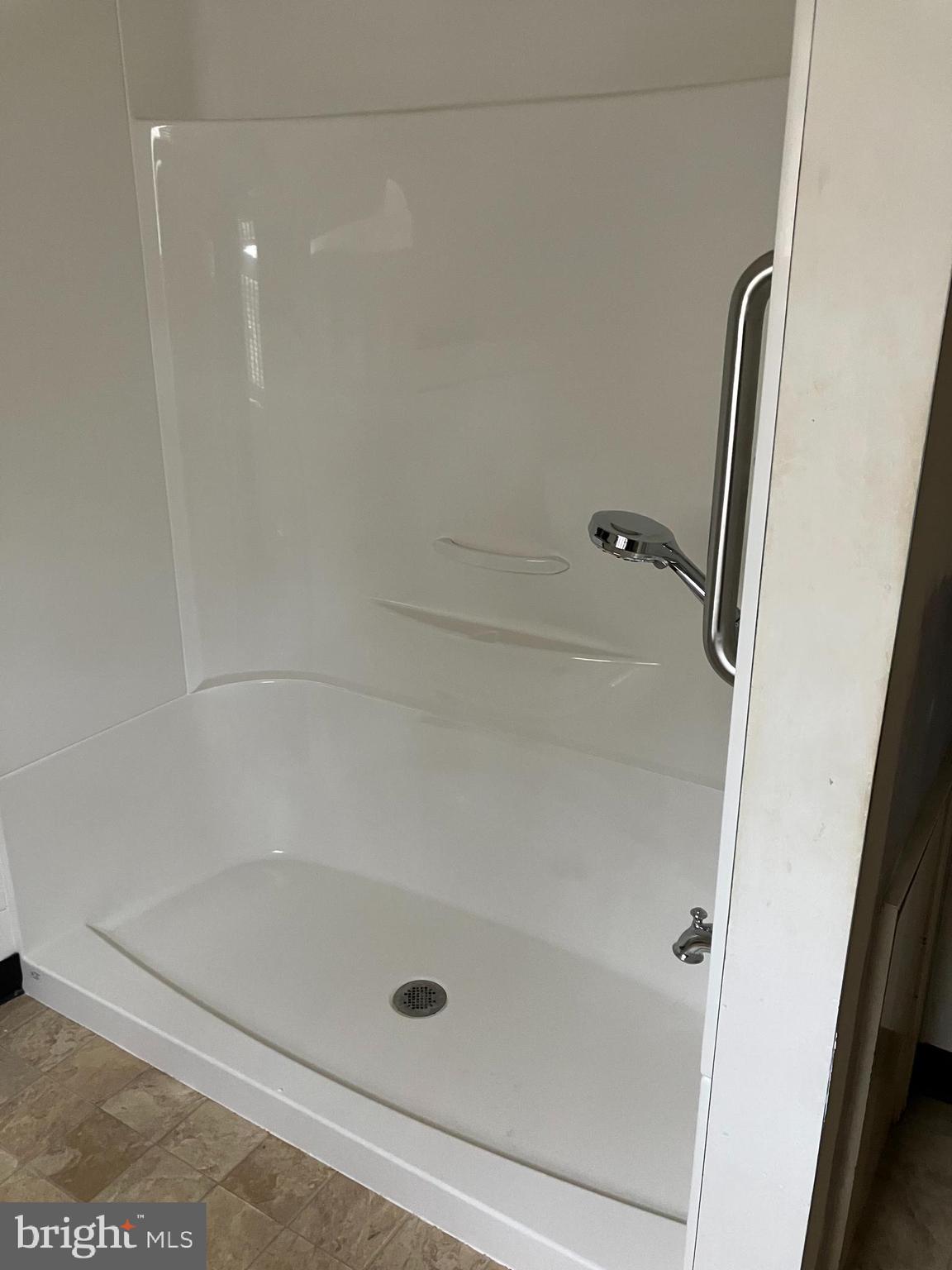 HOLLYWOOD HEIGHTS - Residential