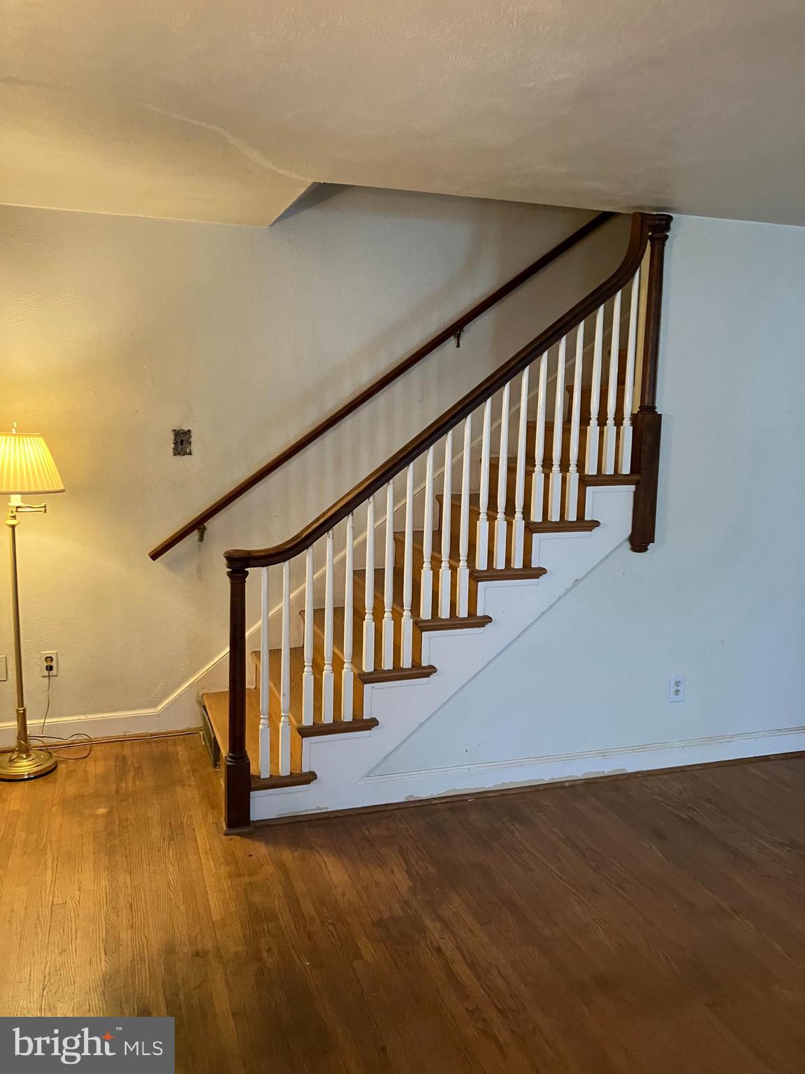 HOLLYWOOD HEIGHTS - Residential