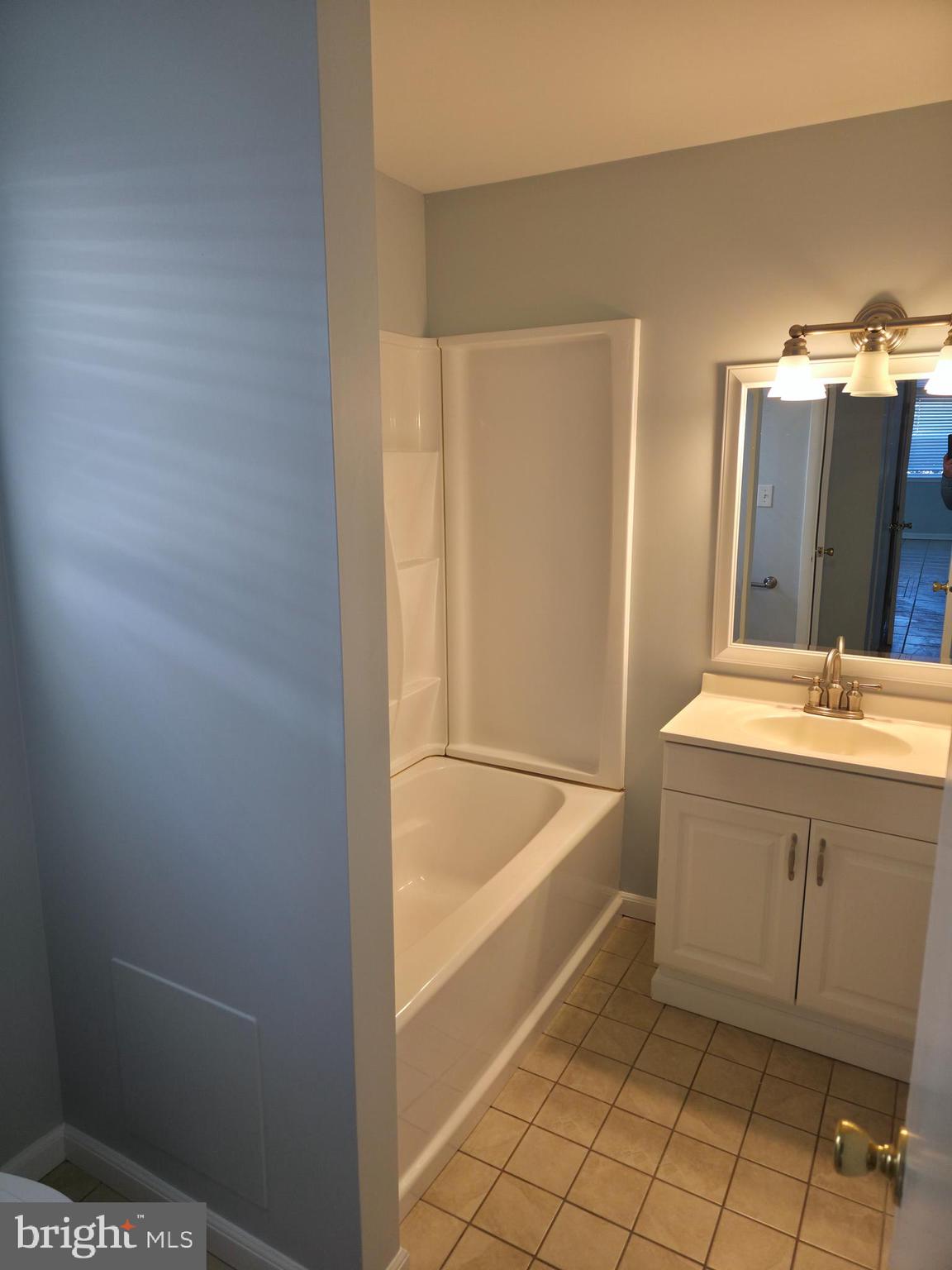 24 FLORENCE TOLLGATE PLACE -1 24-1