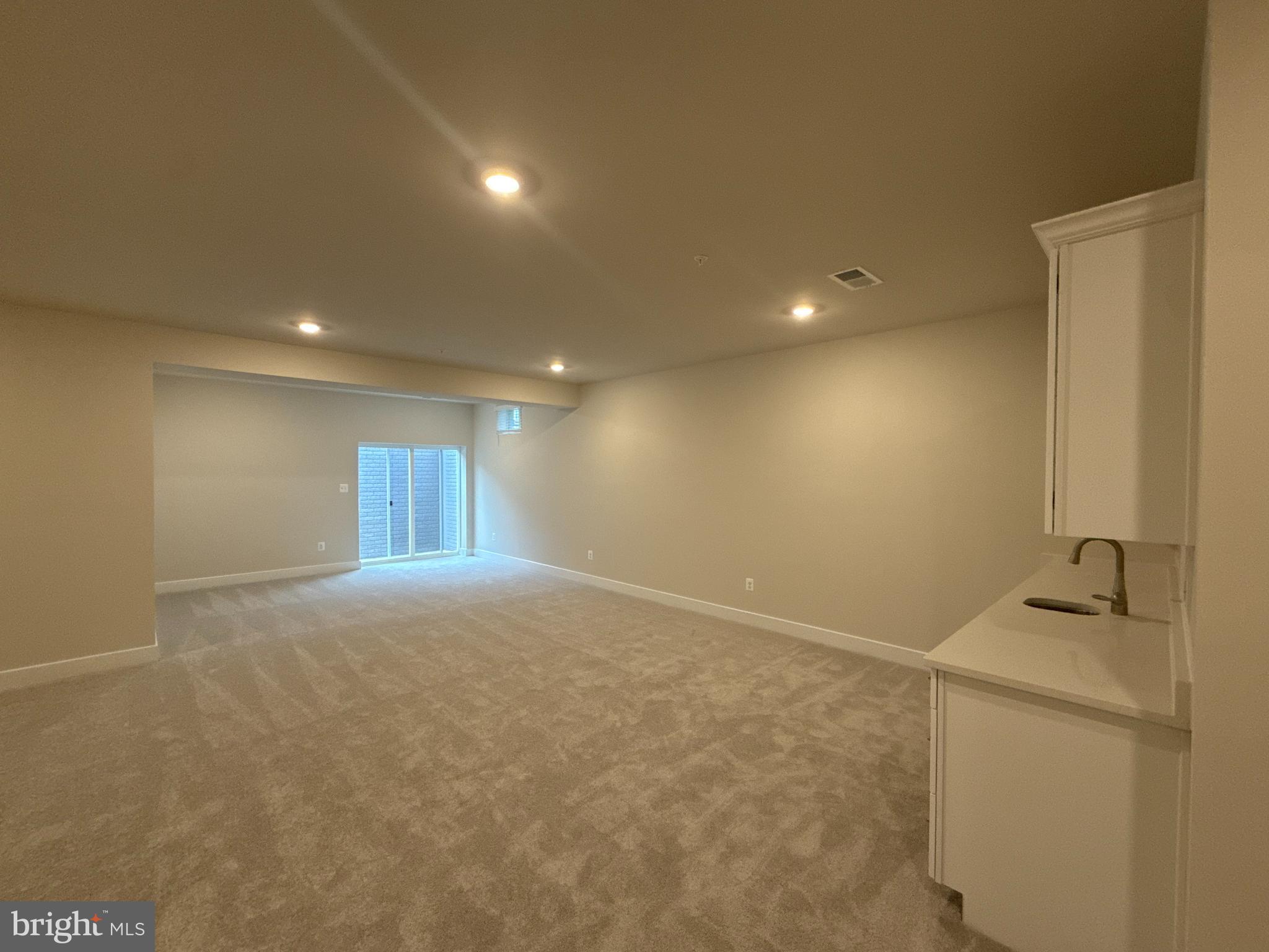 PARKSIDE PRESERVE - Residential