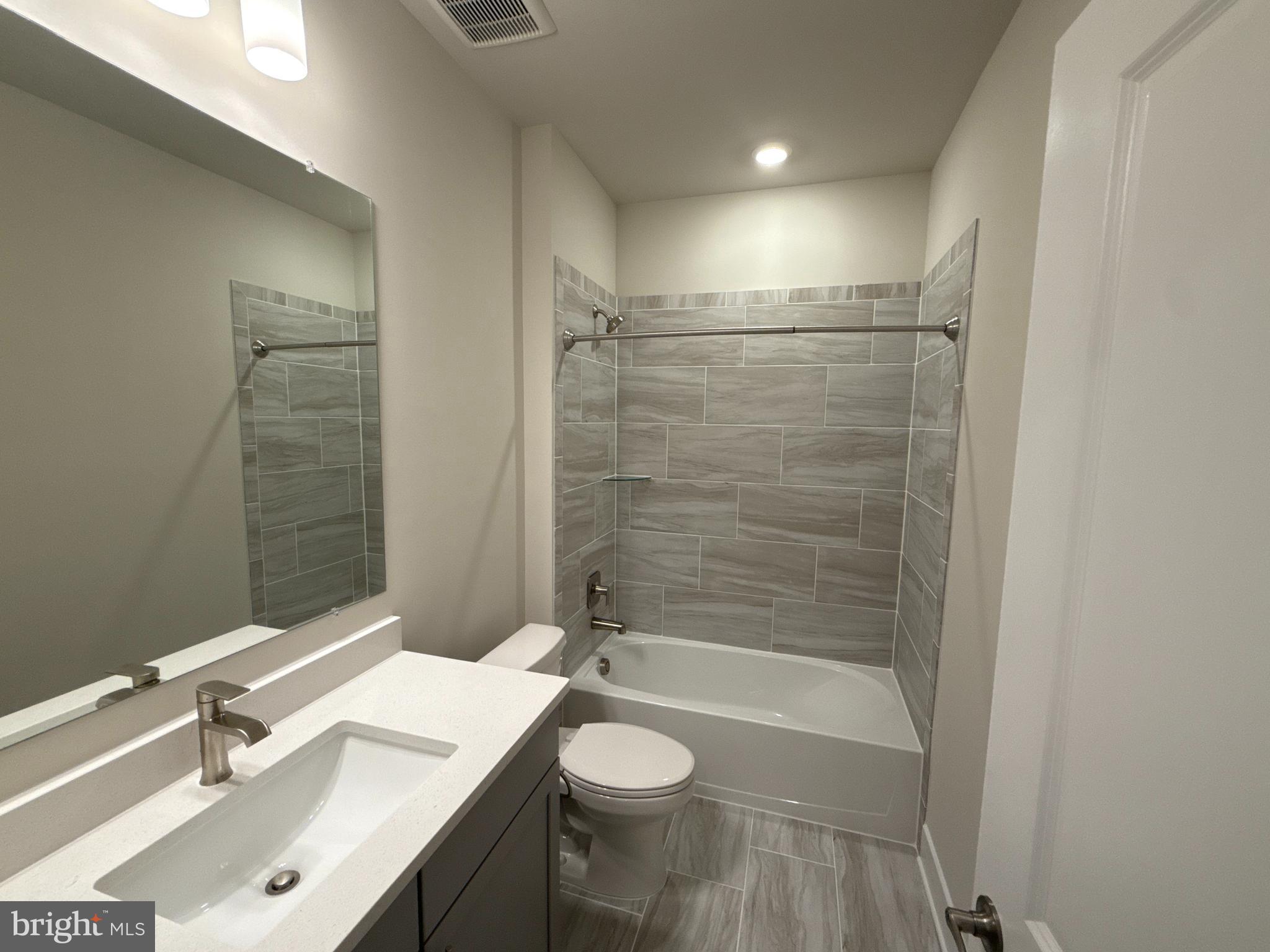 PARKSIDE PRESERVE - Residential