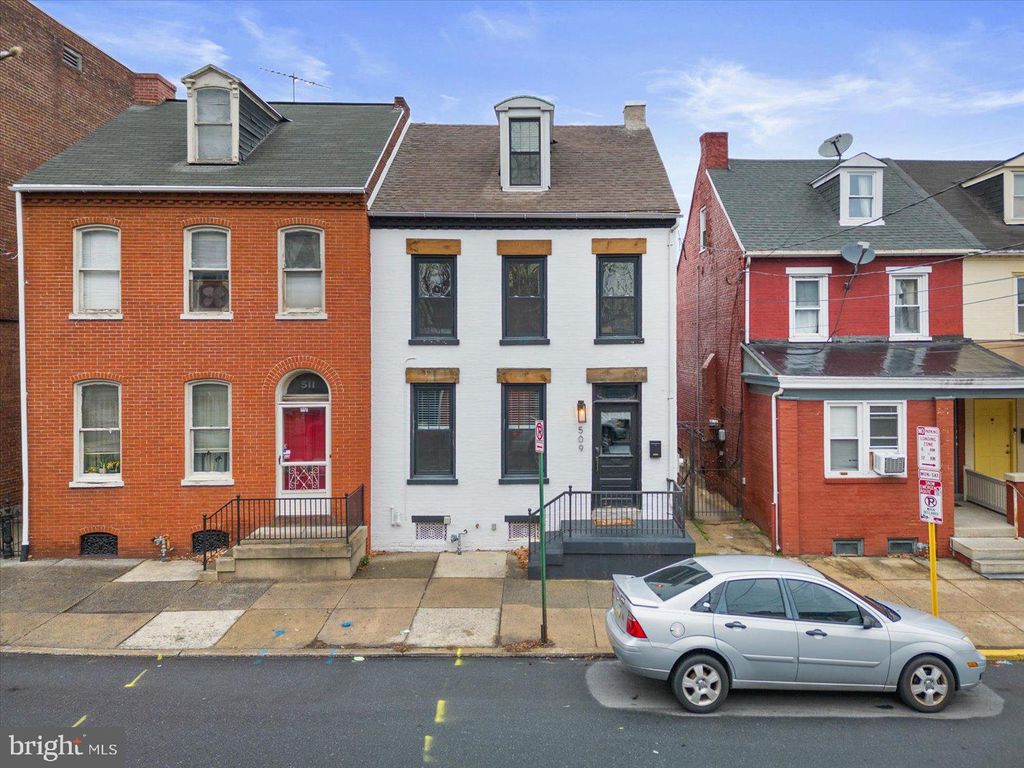 Photo of 509 W King Street, Lancaster, PA 17603 (MLS # PALA2047972)