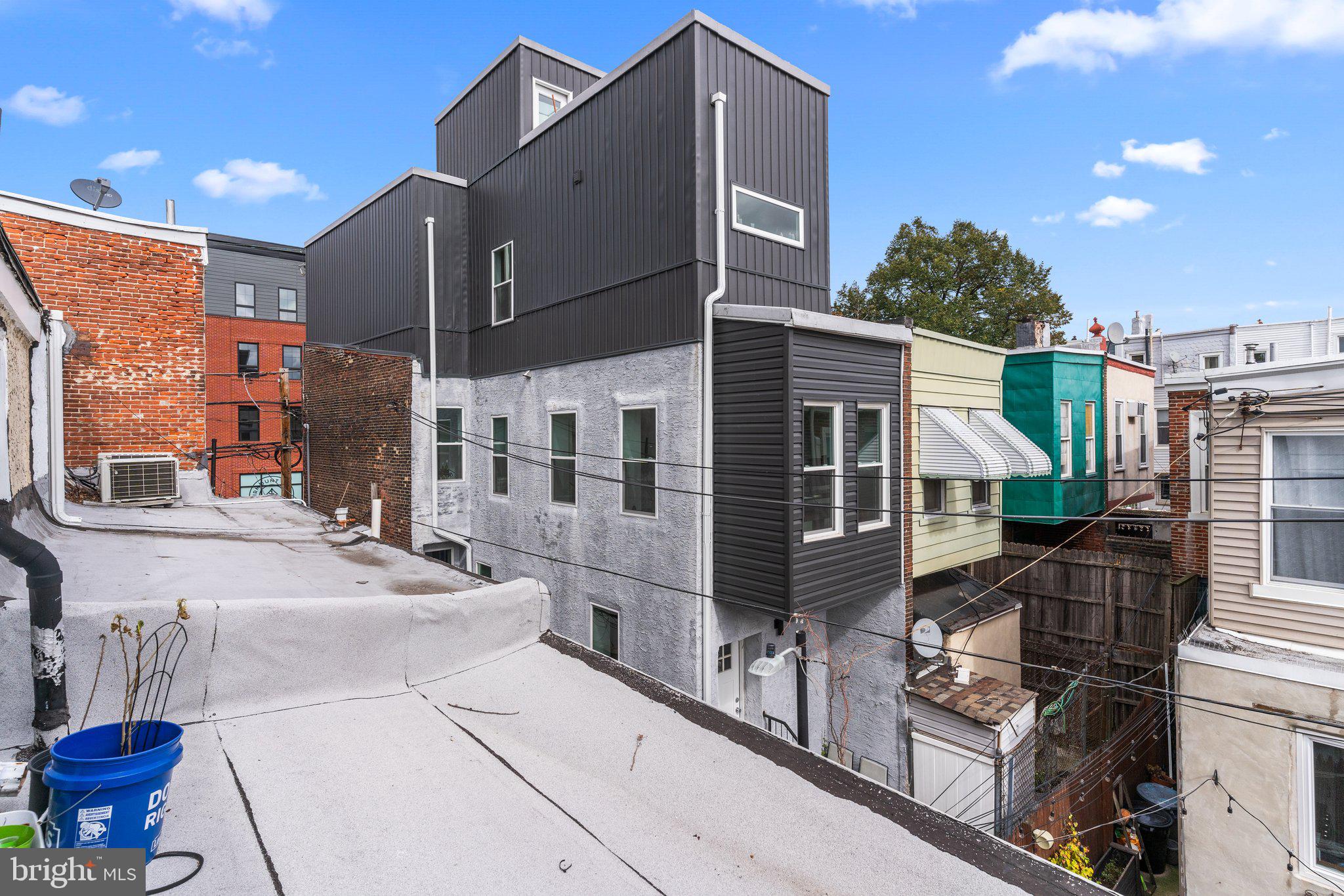 FAIRMOUNT - Residential