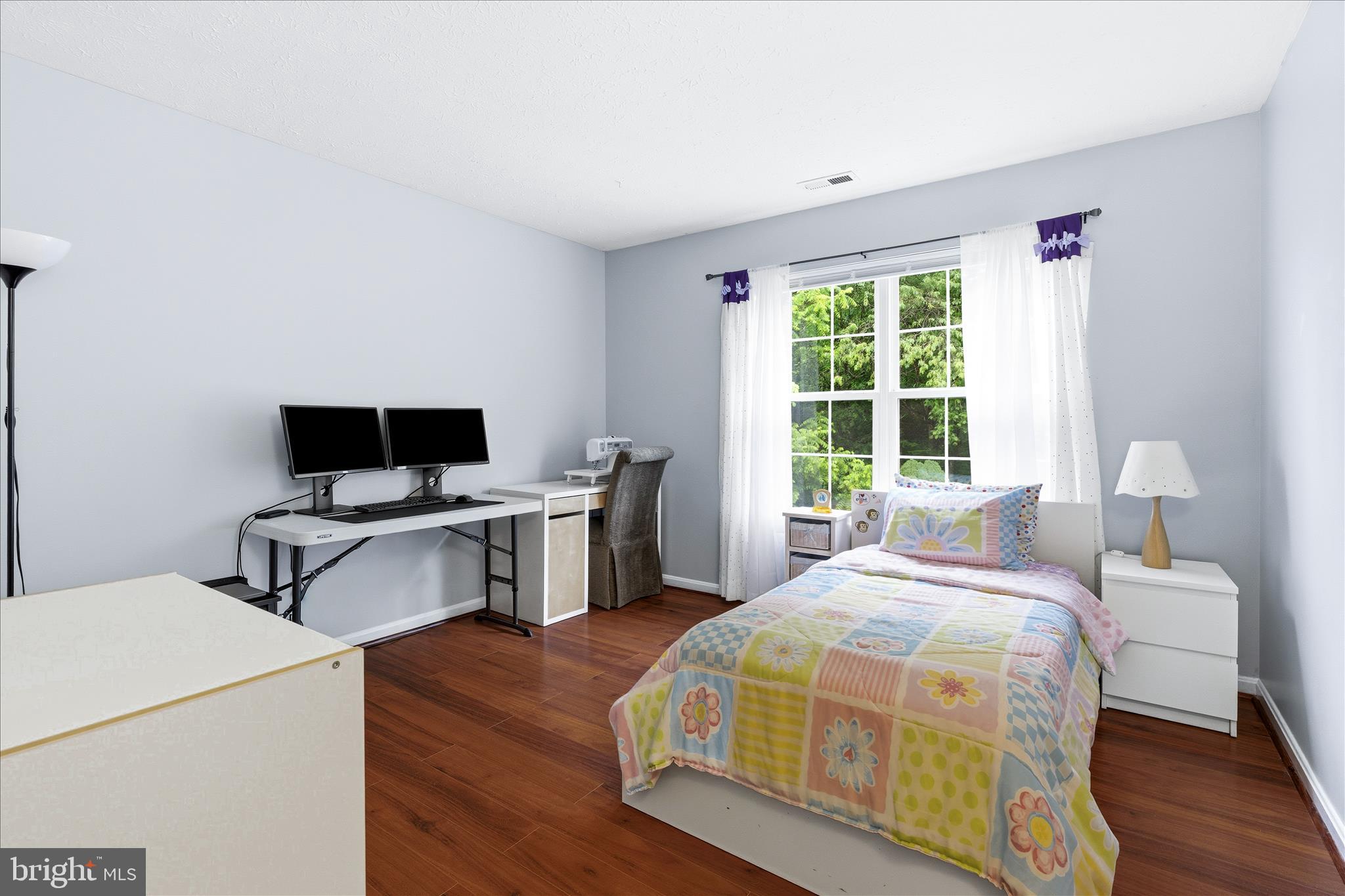 WINDING RIDGE - Residential