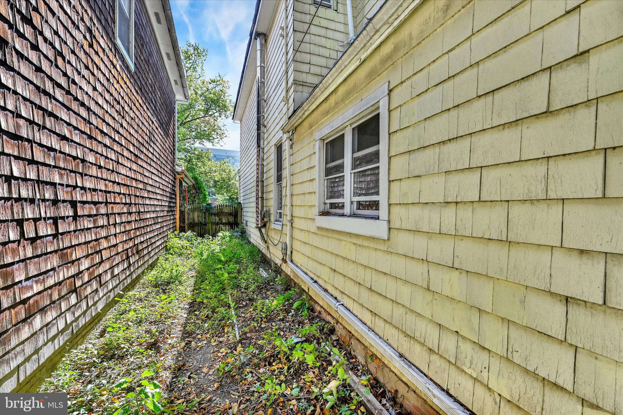 WAVERLY - Residential