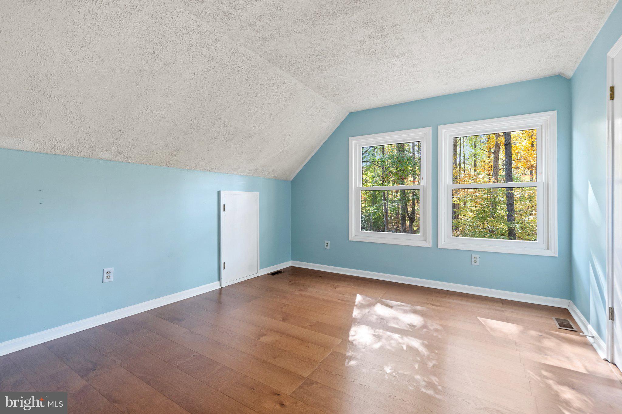 LAKE OF THE WOODS - Residential