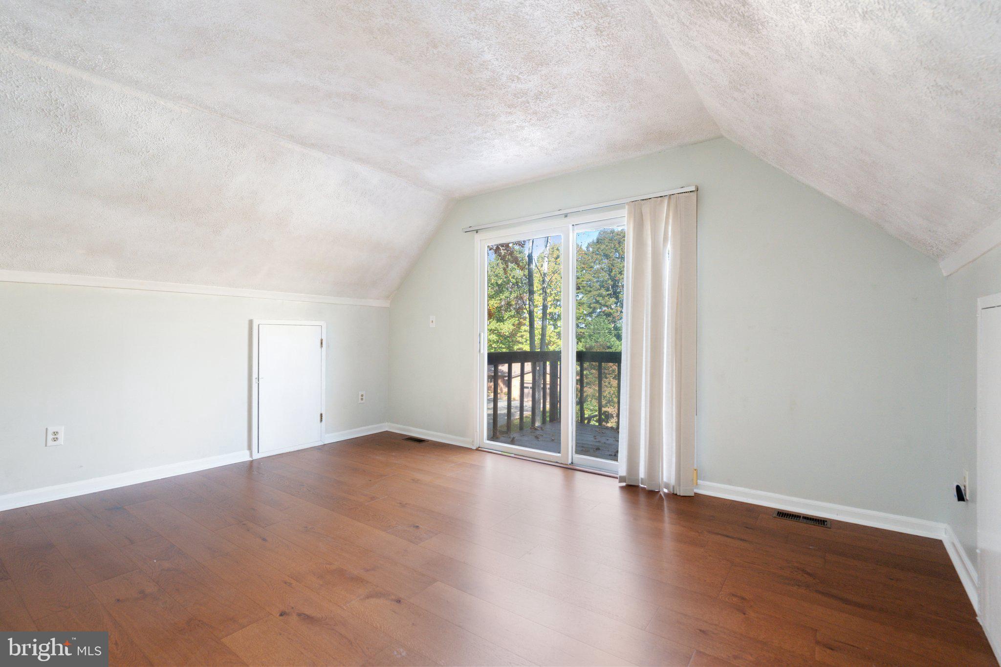 LAKE OF THE WOODS - Residential