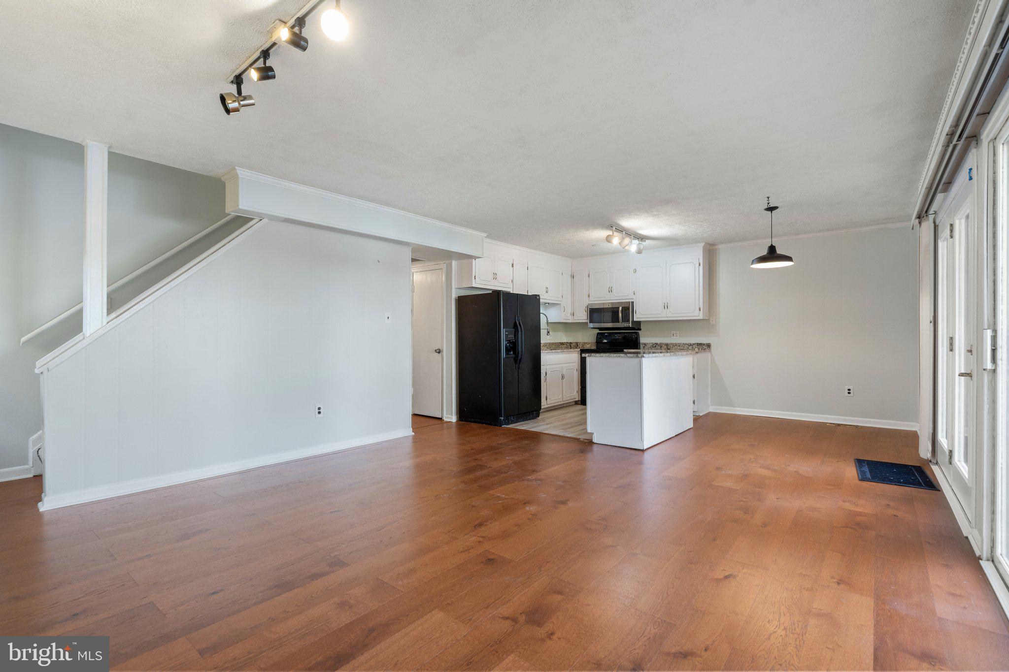 LAKE OF THE WOODS - Residential