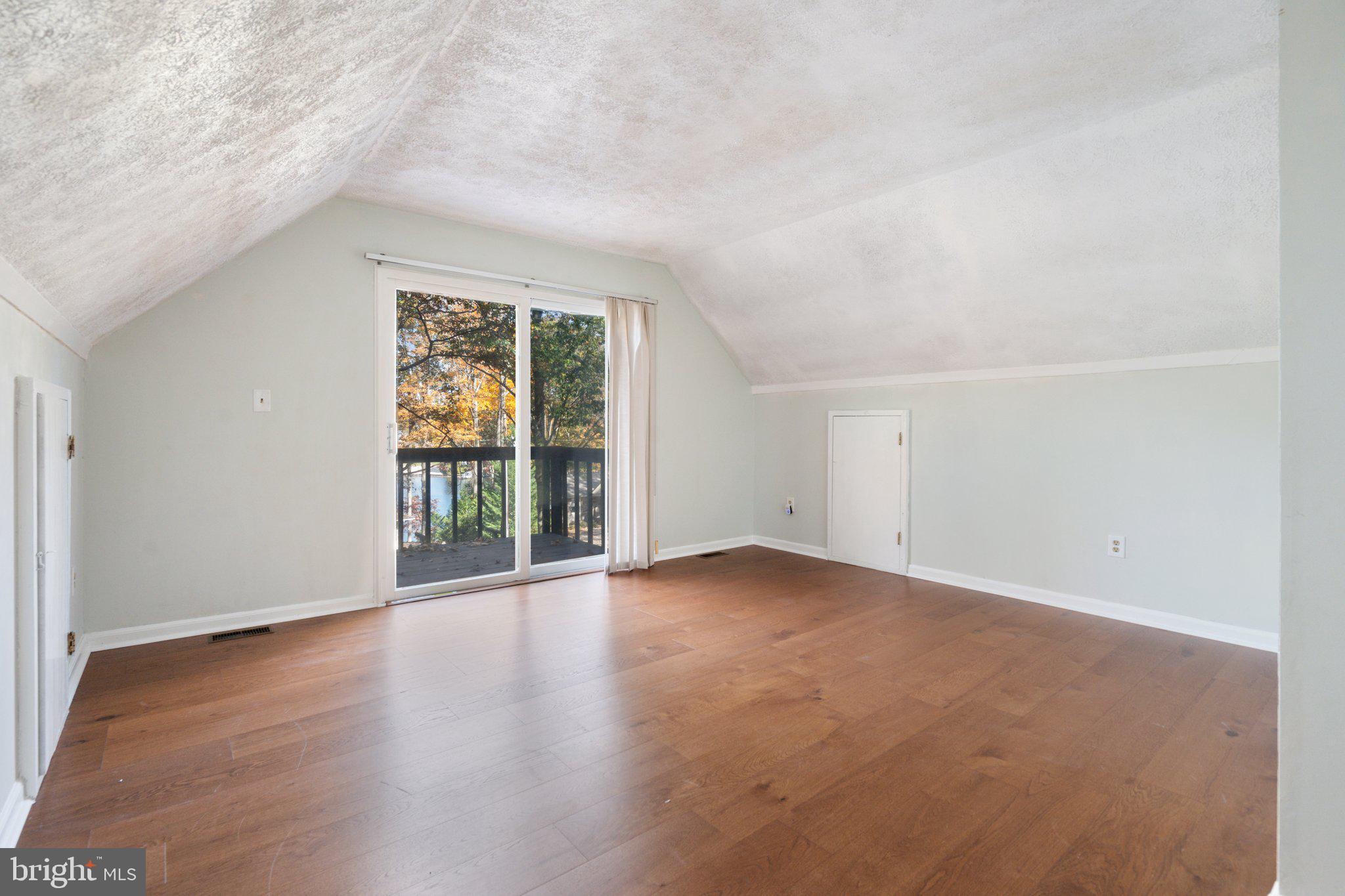 LAKE OF THE WOODS - Residential