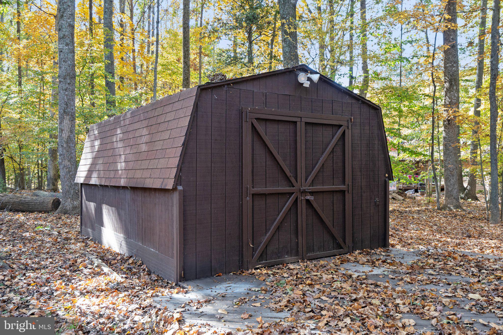 LAKE OF THE WOODS - Residential