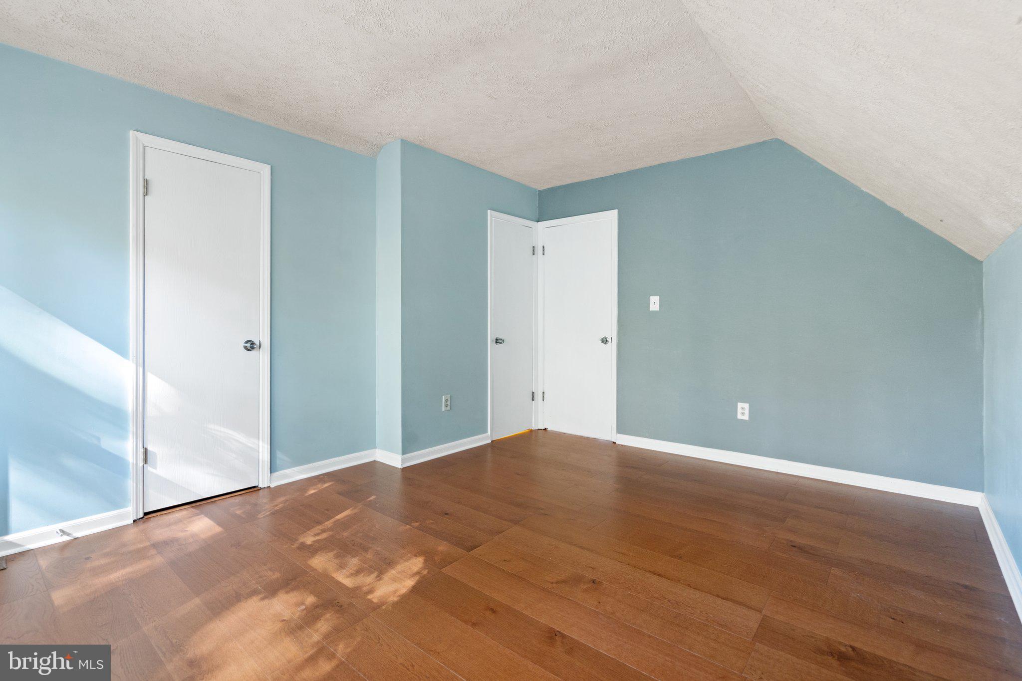 LAKE OF THE WOODS - Residential