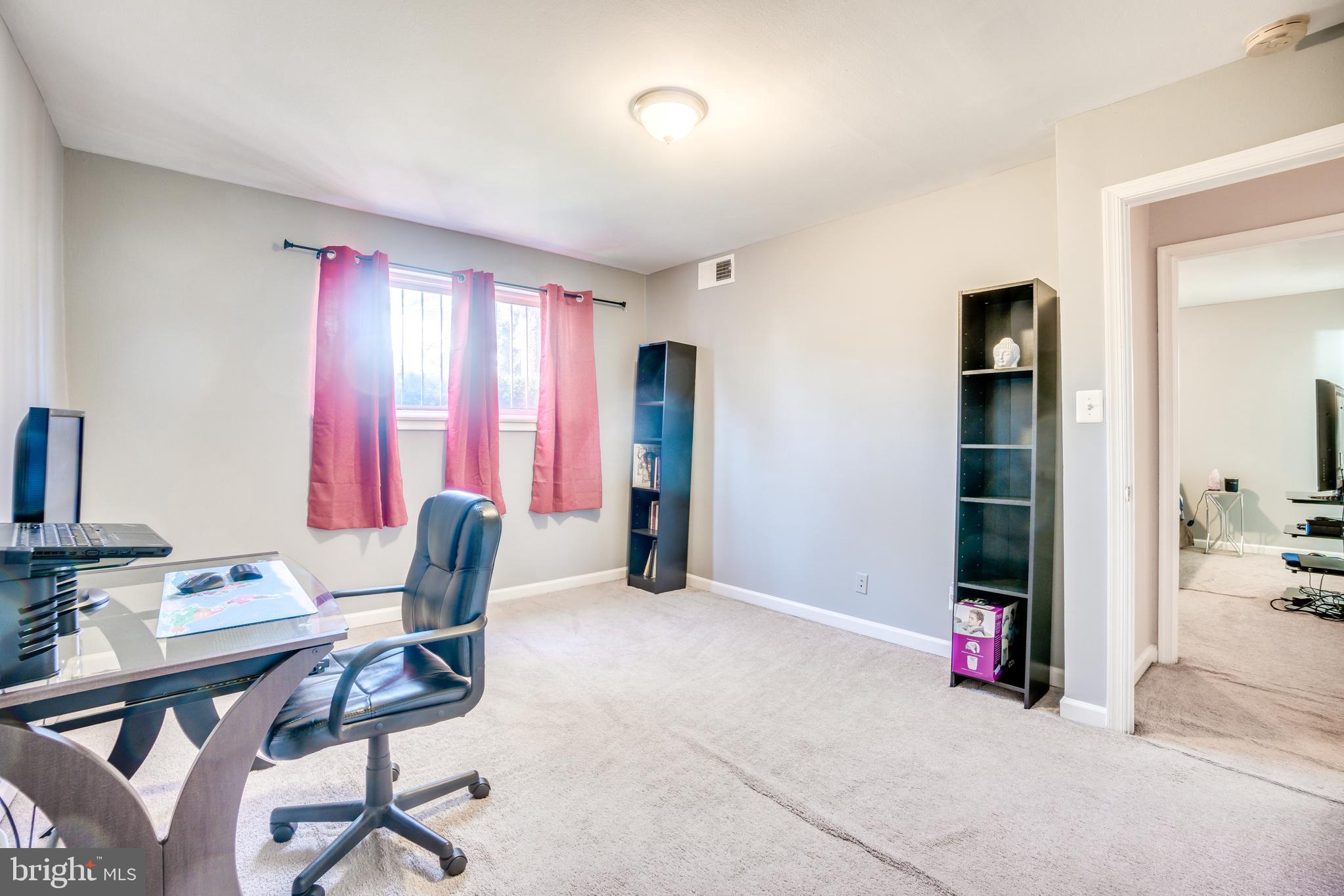 MARKHAM VIEW CONDOMINIUMS - Residential