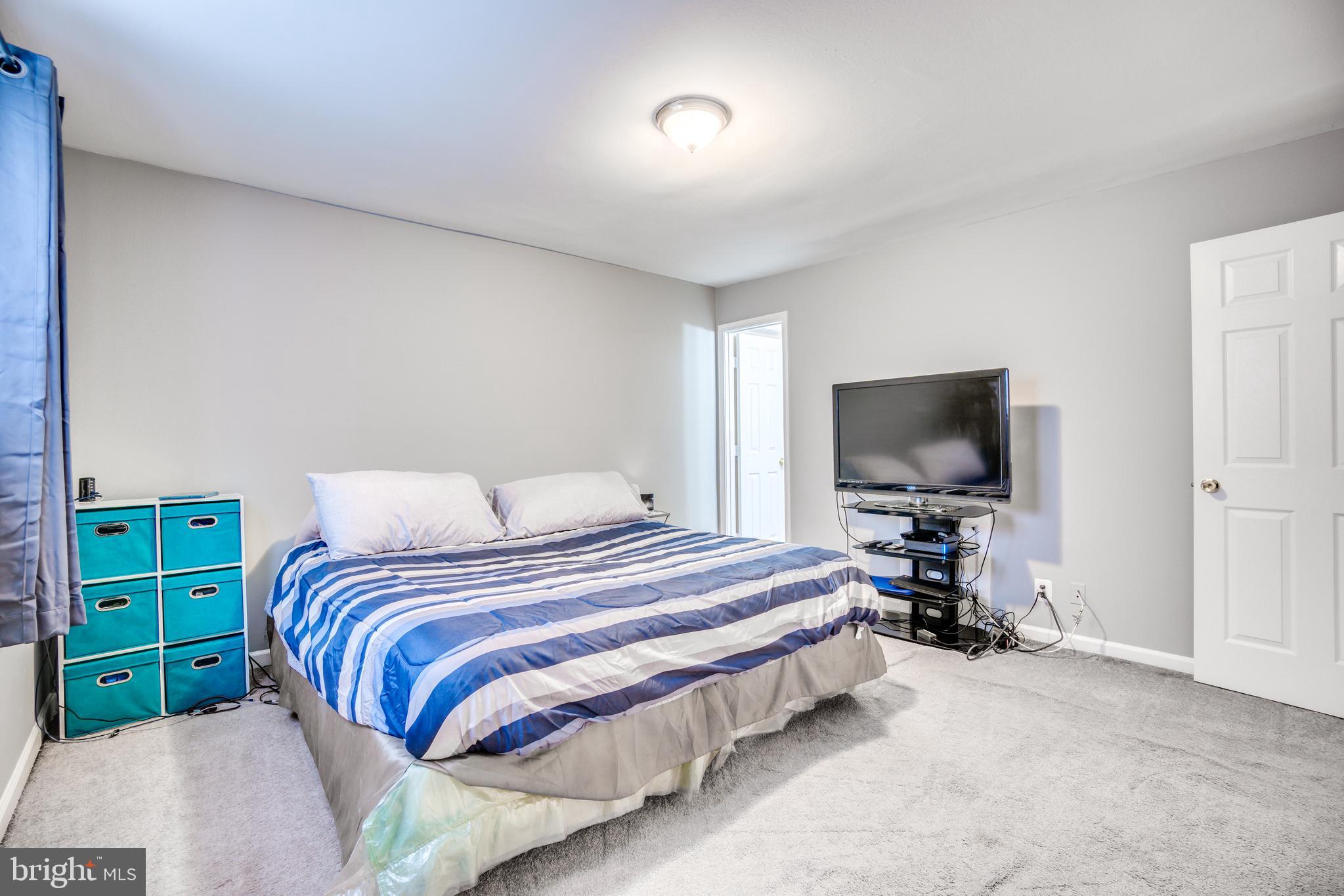 MARKHAM VIEW CONDOMINIUMS - Residential