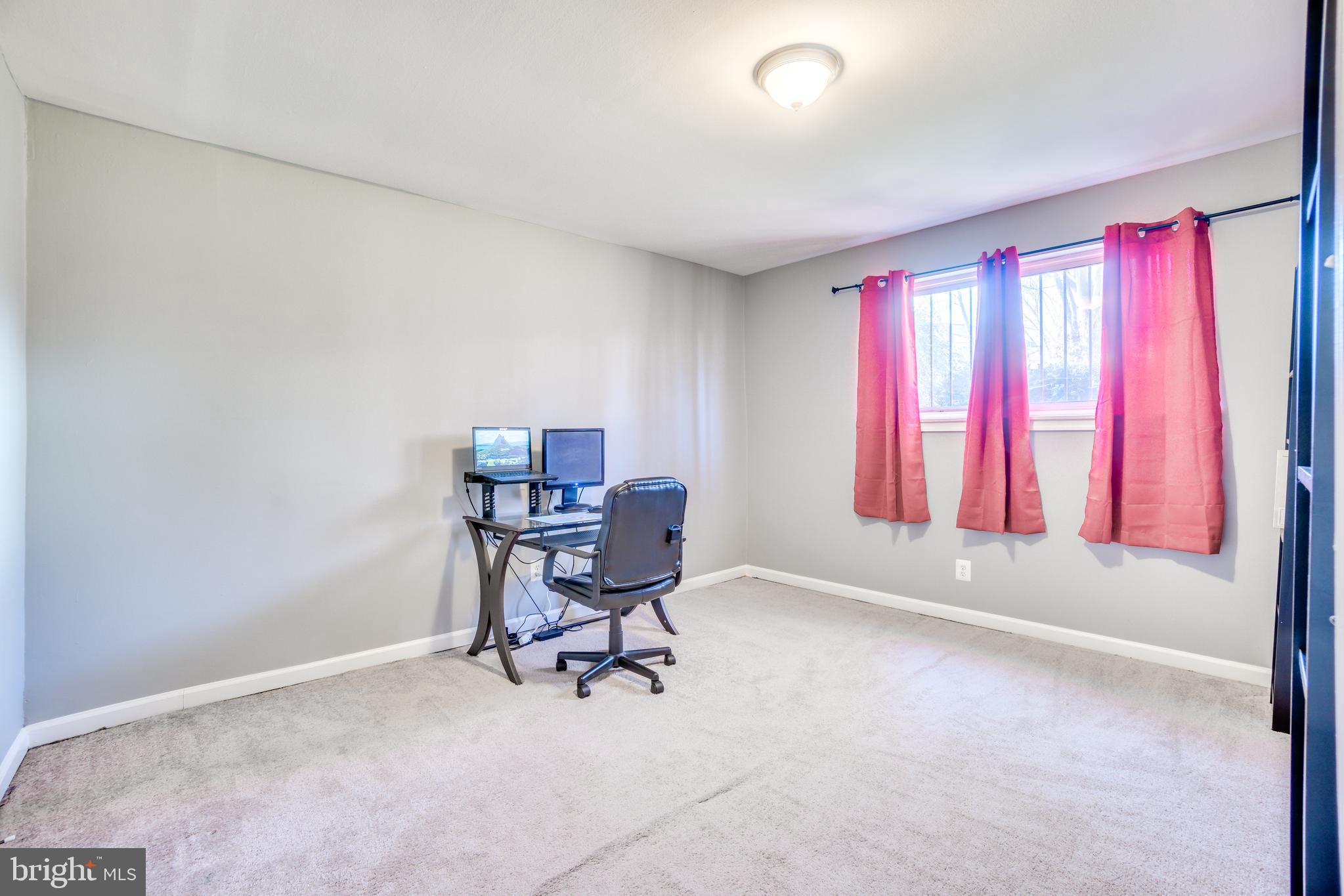 MARKHAM VIEW CONDOMINIUMS - Residential