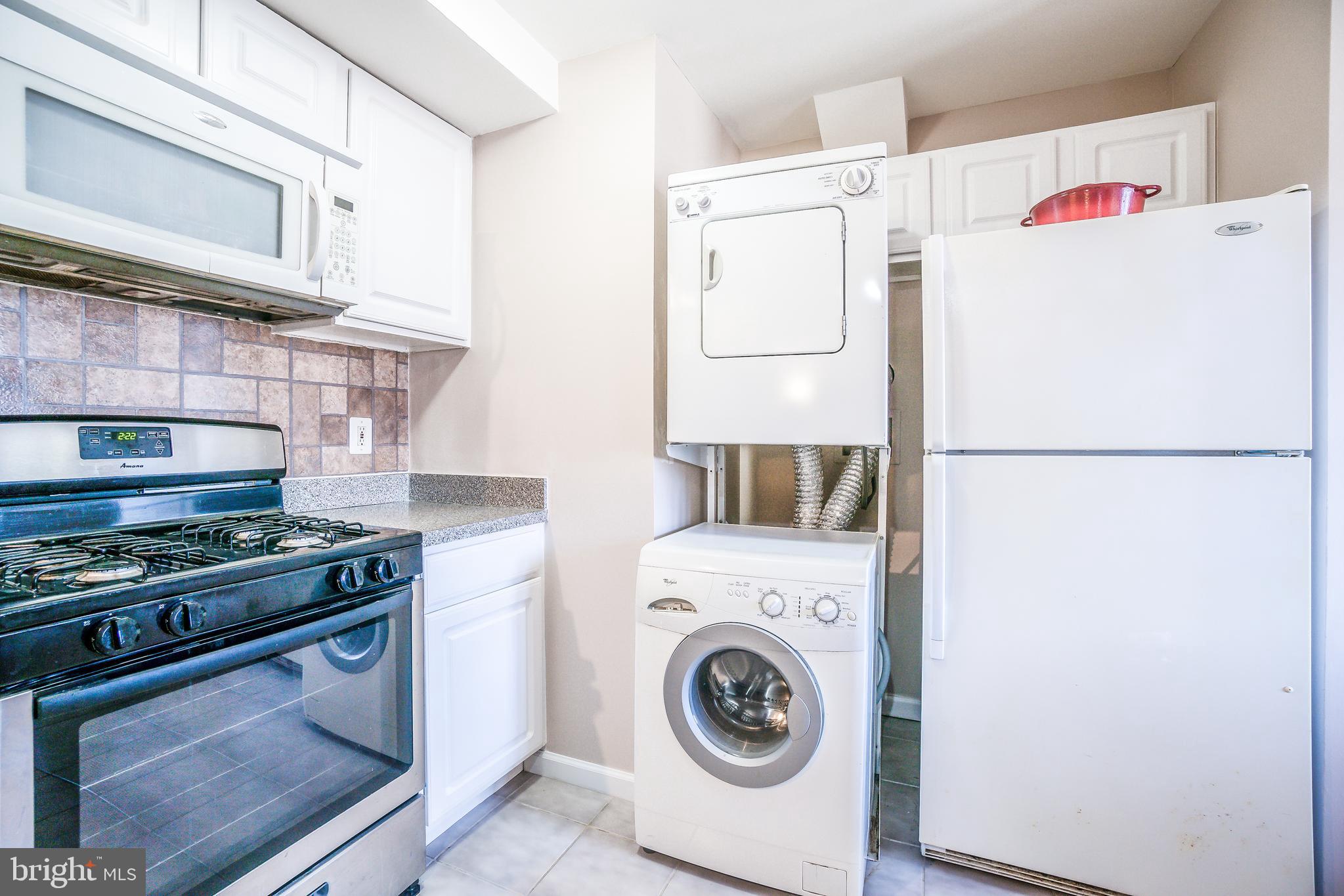 MARKHAM VIEW CONDOMINIUMS - Residential