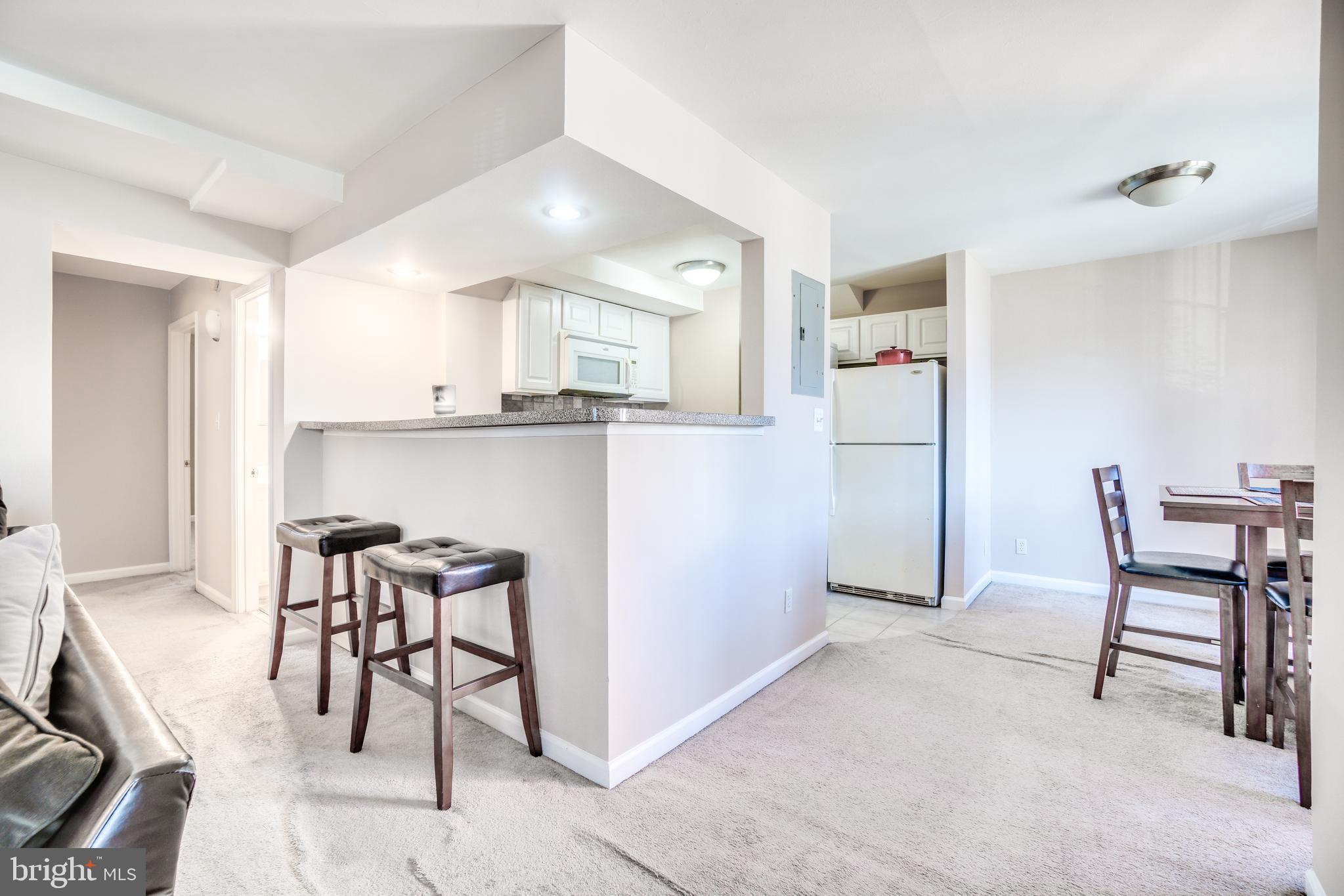 MARKHAM VIEW CONDOMINIUMS - Residential