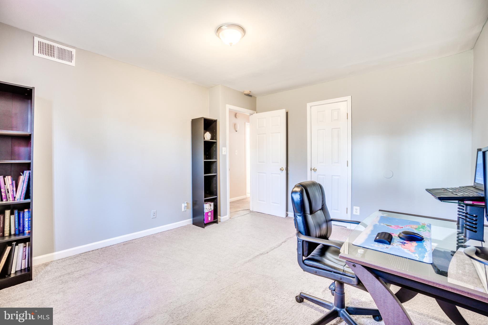 MARKHAM VIEW CONDOMINIUMS - Residential