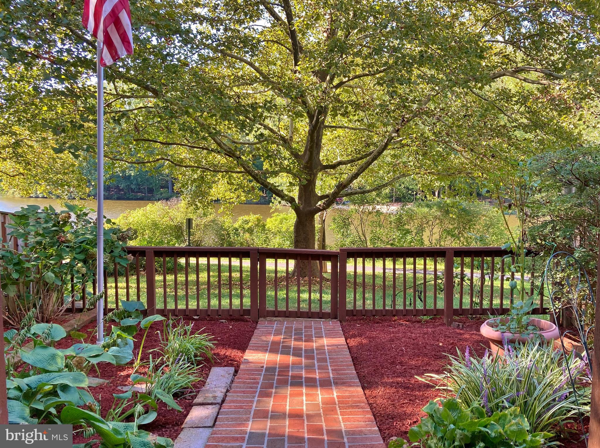 LAKE BRADDOCK - Residential Lease