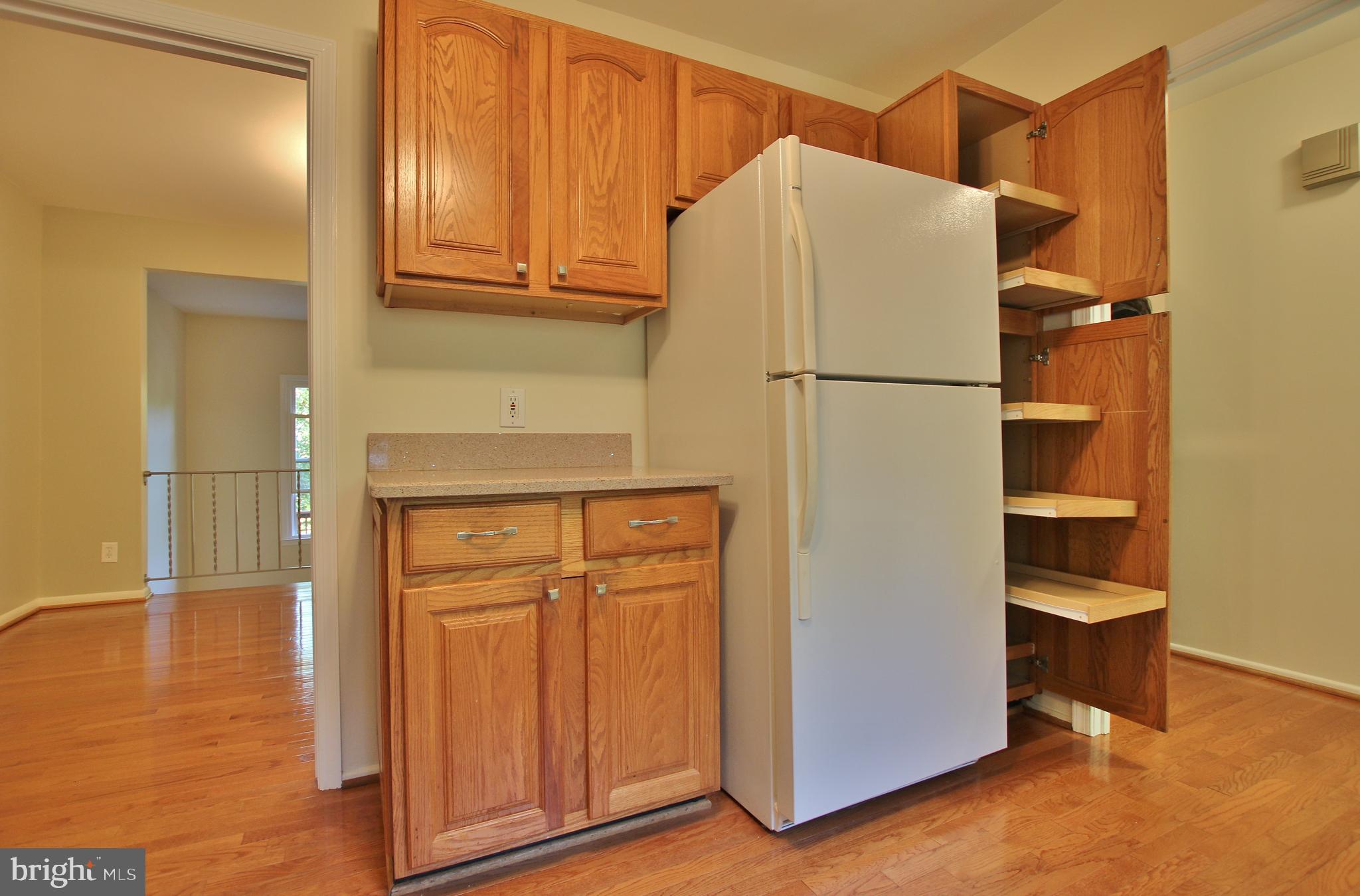 LAKE BRADDOCK - Residential Lease