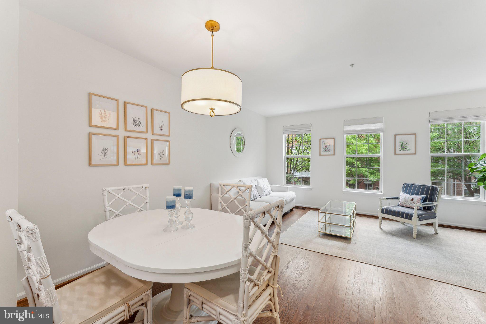 CAMERON STATION - Residential