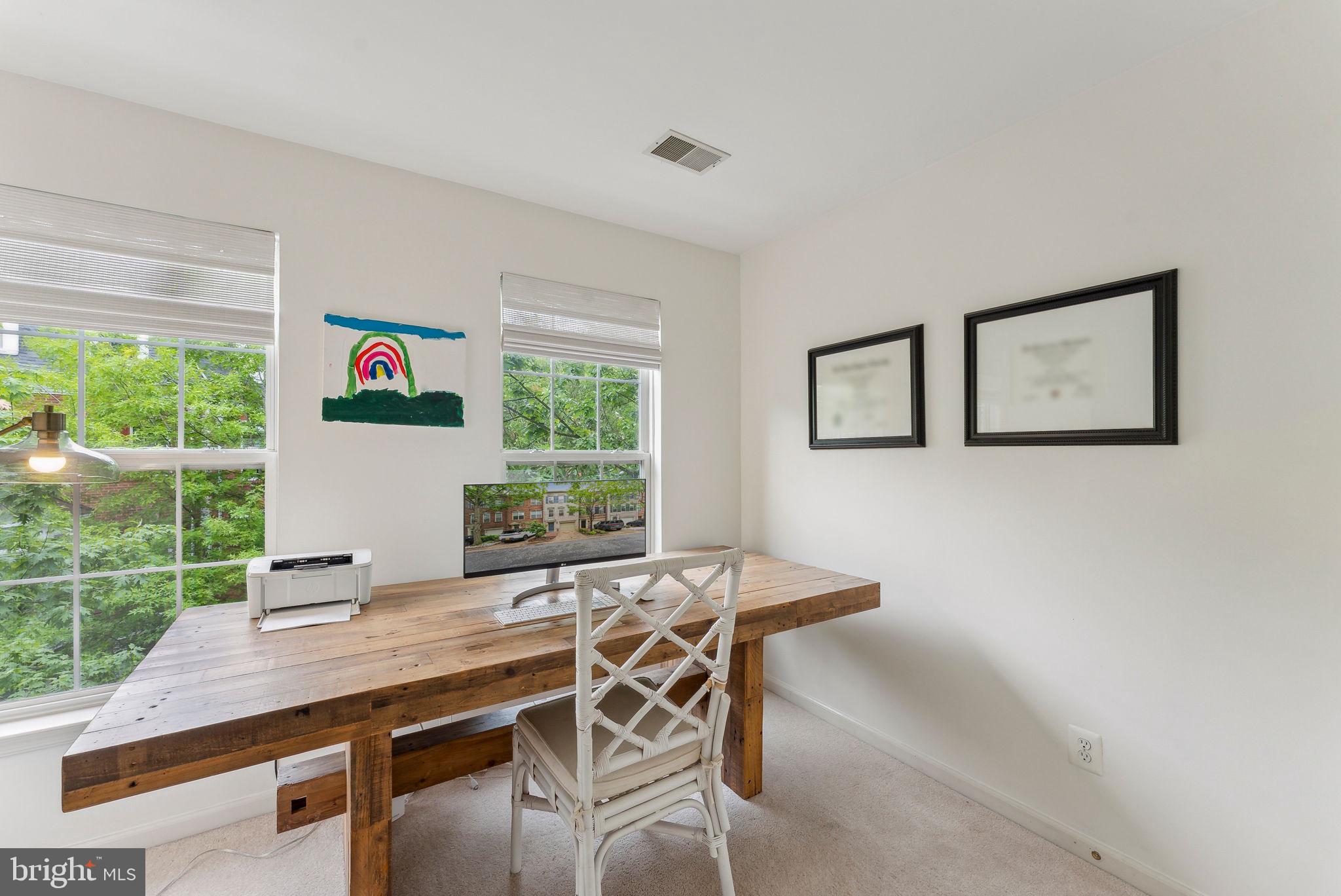 CAMERON STATION - Residential