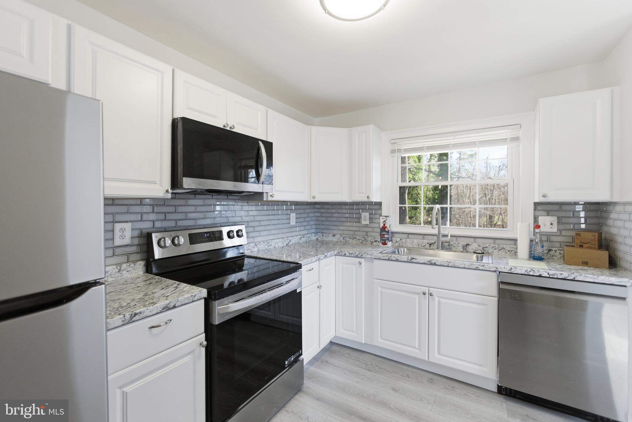 LANHAM - Residential Lease