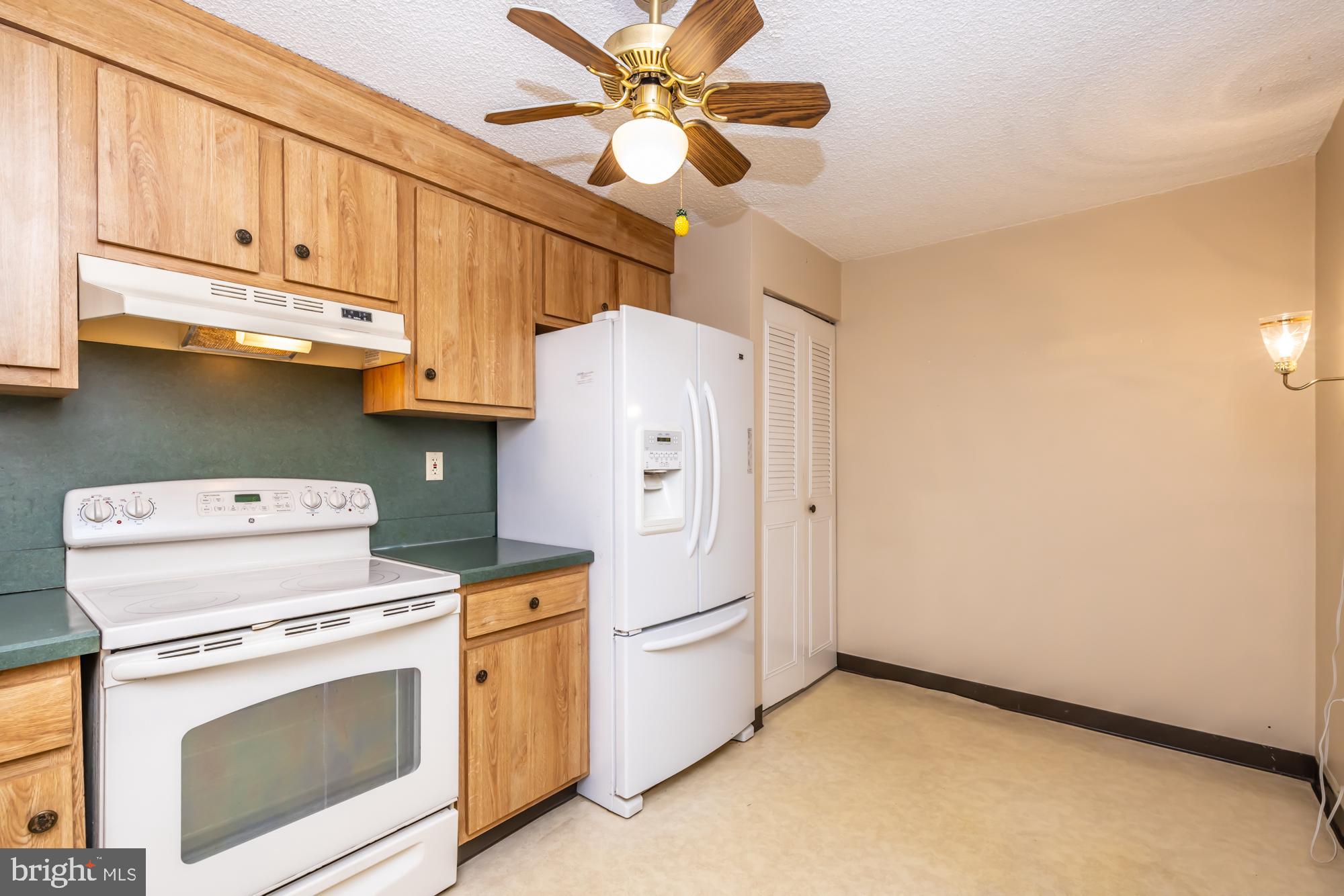 HOLLY HOUSE - Residential