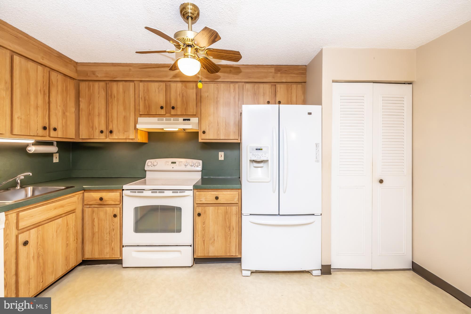 HOLLY HOUSE - Residential